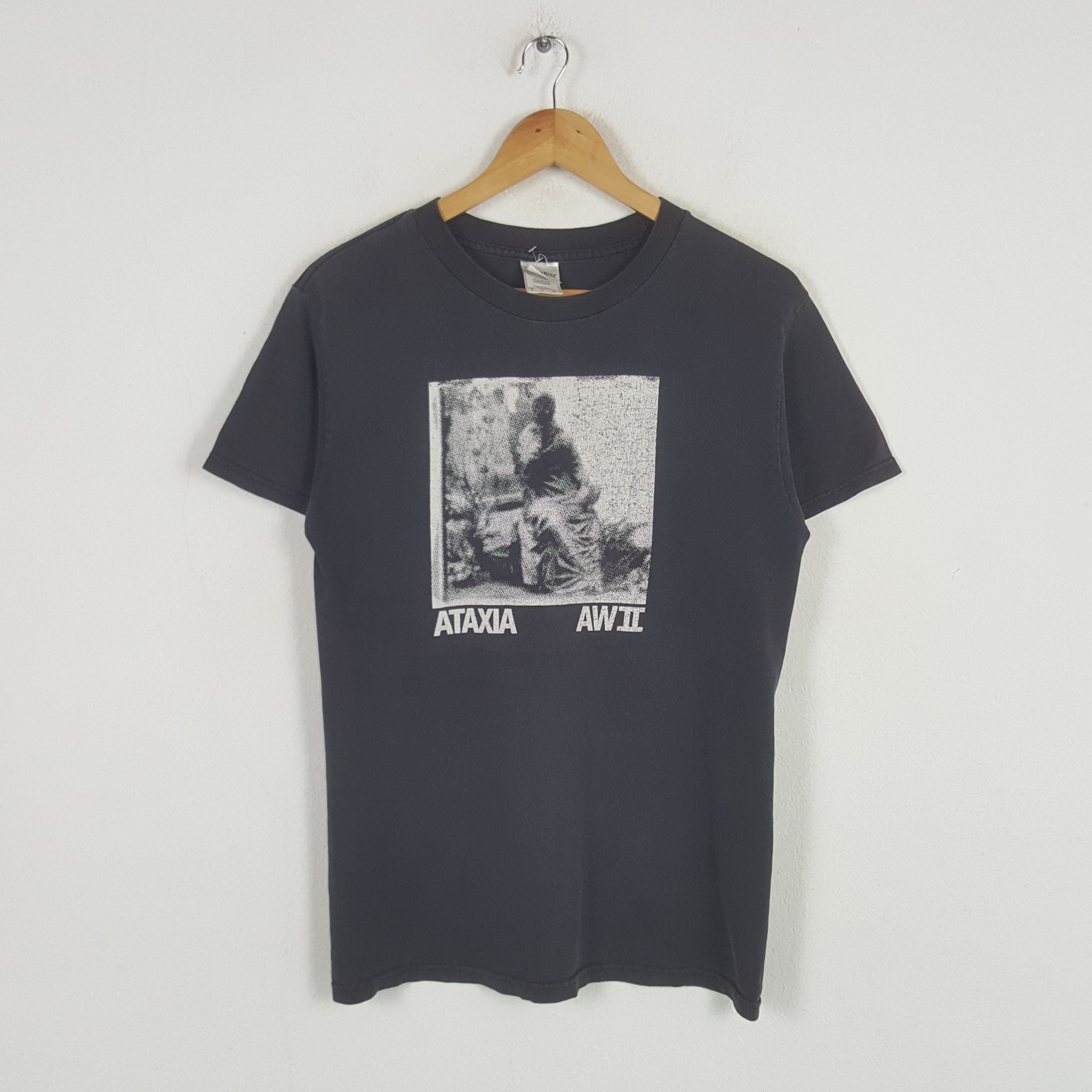 Band Tees Vintage Ataxia Awii American Rock Band Tshirt 31 Size US S / EU 44-46 / 1 - 1 Thumbnail