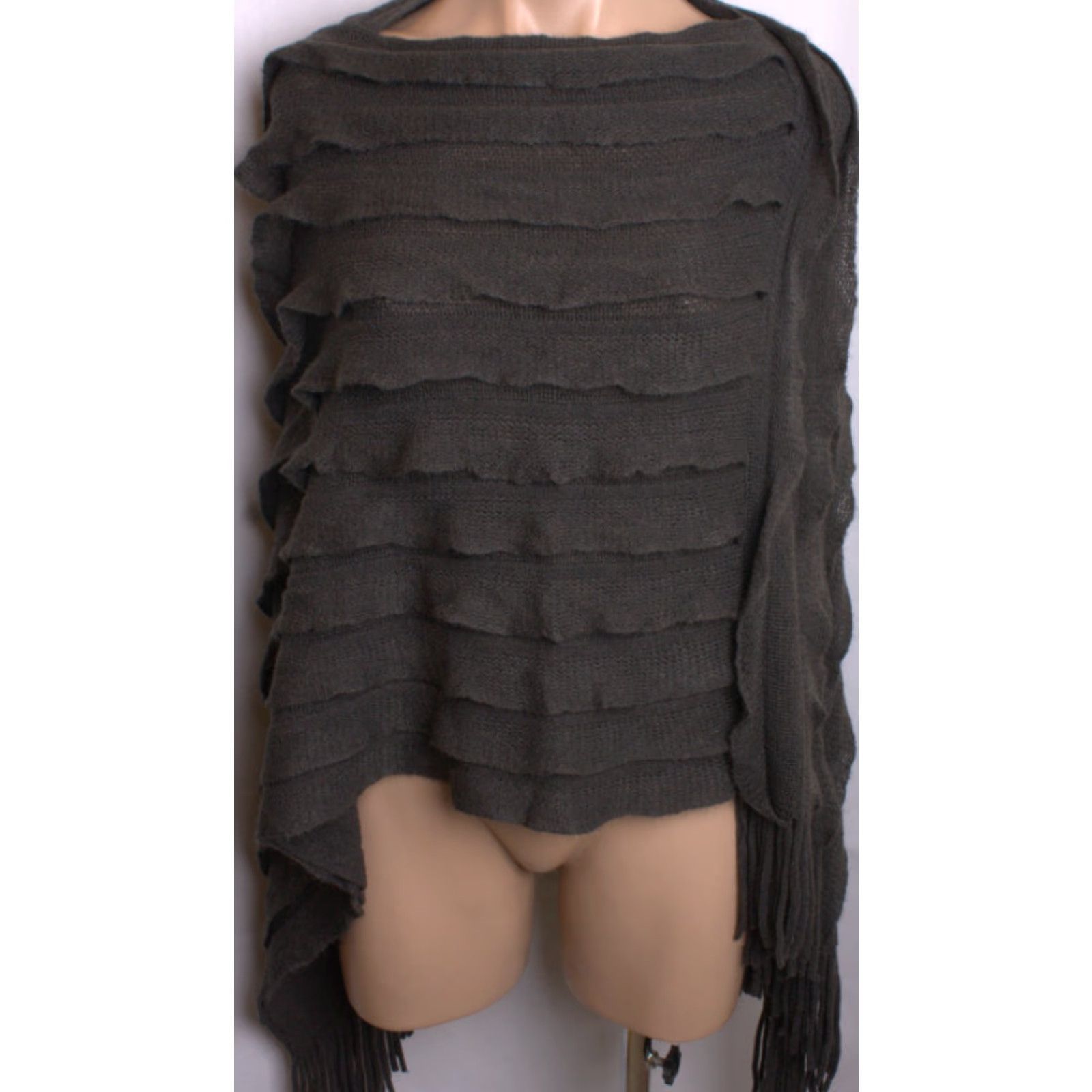 Vintage VINTAGE Max Edition Asymmetrical Poncho Charcoal Grey Tiered One Size Poncho Size ONE SIZE - 2 Thumbnail
