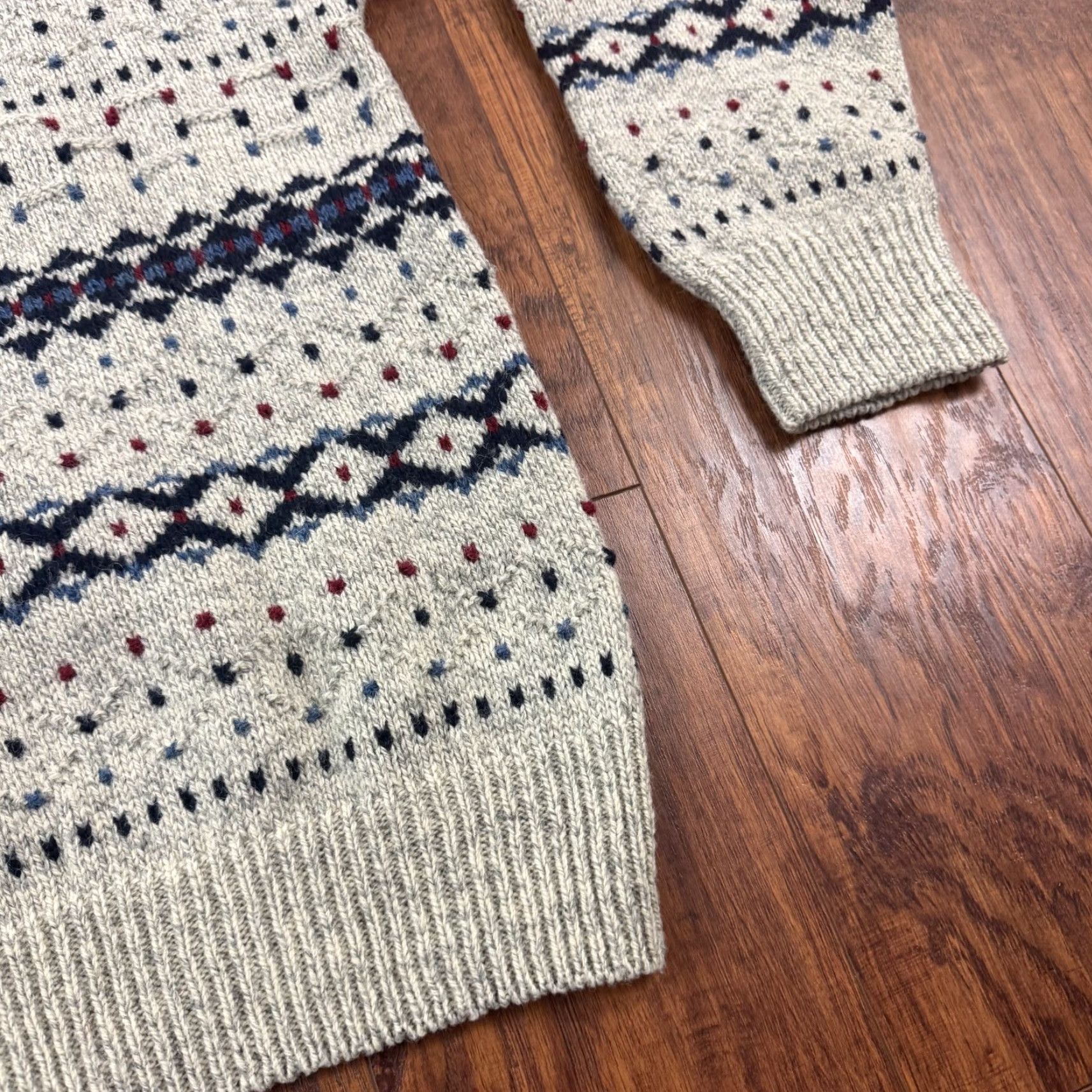Vintage VINTAGE INC International Concepts Sweater Mens M Gray Wool Fair Isle Pullover Knit Crew Neck Winter Fall Size US M / EU 48-50 / 2 - 3 Thumbnail