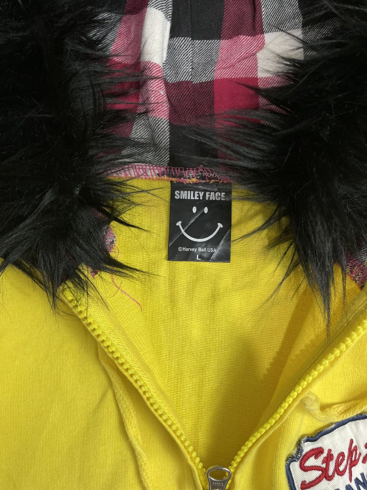Hysteric Glamour Harvey Ball Patchwork Fur Hoodie Size L / US 10 / IT 46 - 3 Thumbnail