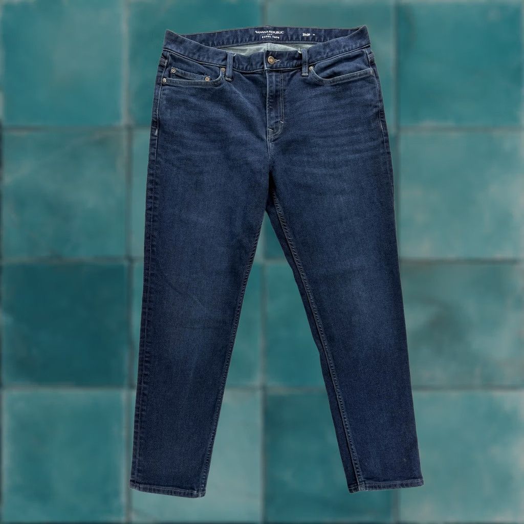 Banana Republic Banana Republic Travel Jeans Mens 35x30 Blue Dark Wash Slim Tapered Denim Pants Jeans Size US 35 - 1 Thumbnail