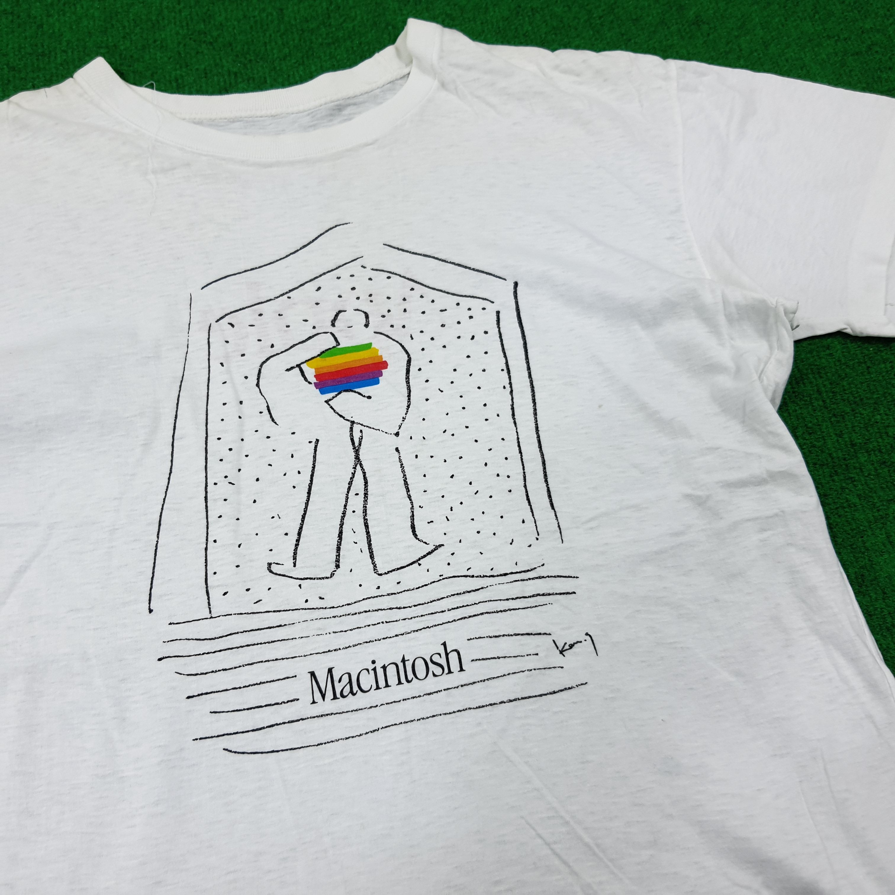 Apple × Vintage Vintage The Macintosh Apple Product Computers Tshirt Size US M / EU 48-50 / 2 - 2 Thumbnail