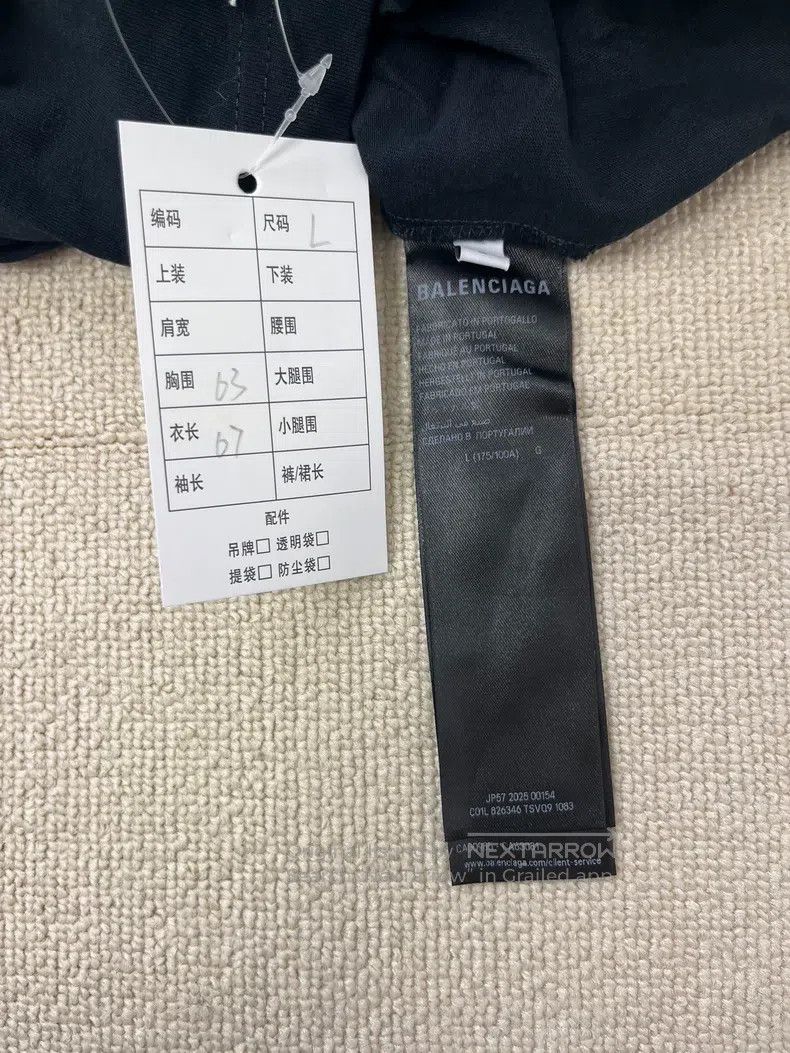 Balenciaga Balenciaga Car logo print short sleeve T-shirt Size US L / EU 52-54 / 3 - 5 Thumbnail