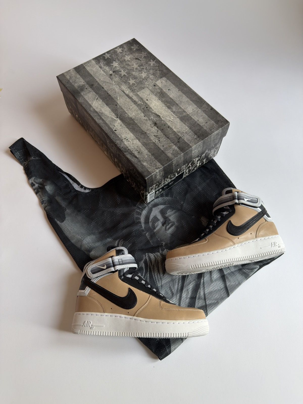 Nike × Riccardo Tisci Nike x Riccardo Tisci Air Force 1 Mid Vachetta Tan Size US 6.5 / EU 39-40 - 1 Thumbnail