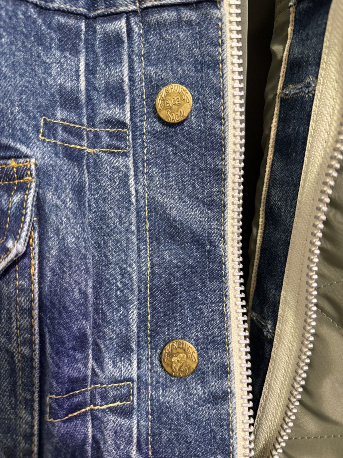 Sacai Sacai x Levi’s Reversible Denim Bomber Jacket Size US XS / EU 42 / 0 - 6 Thumbnail