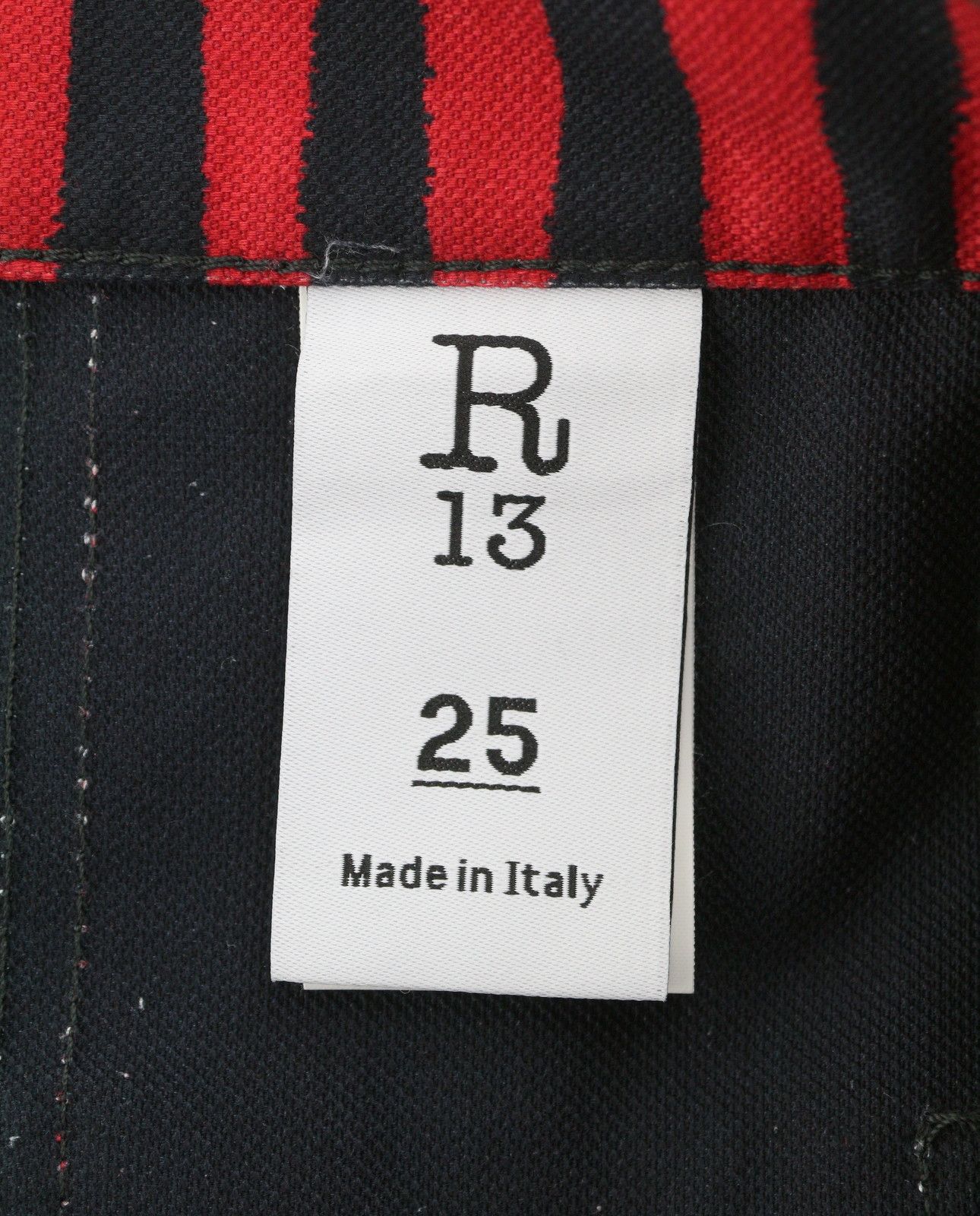 R13 POUCH POCKET 25 Red Stripe Turn-Up Denim Shorts 89422 Size 25" / US 0 / IT 36 - 7 Thumbnail