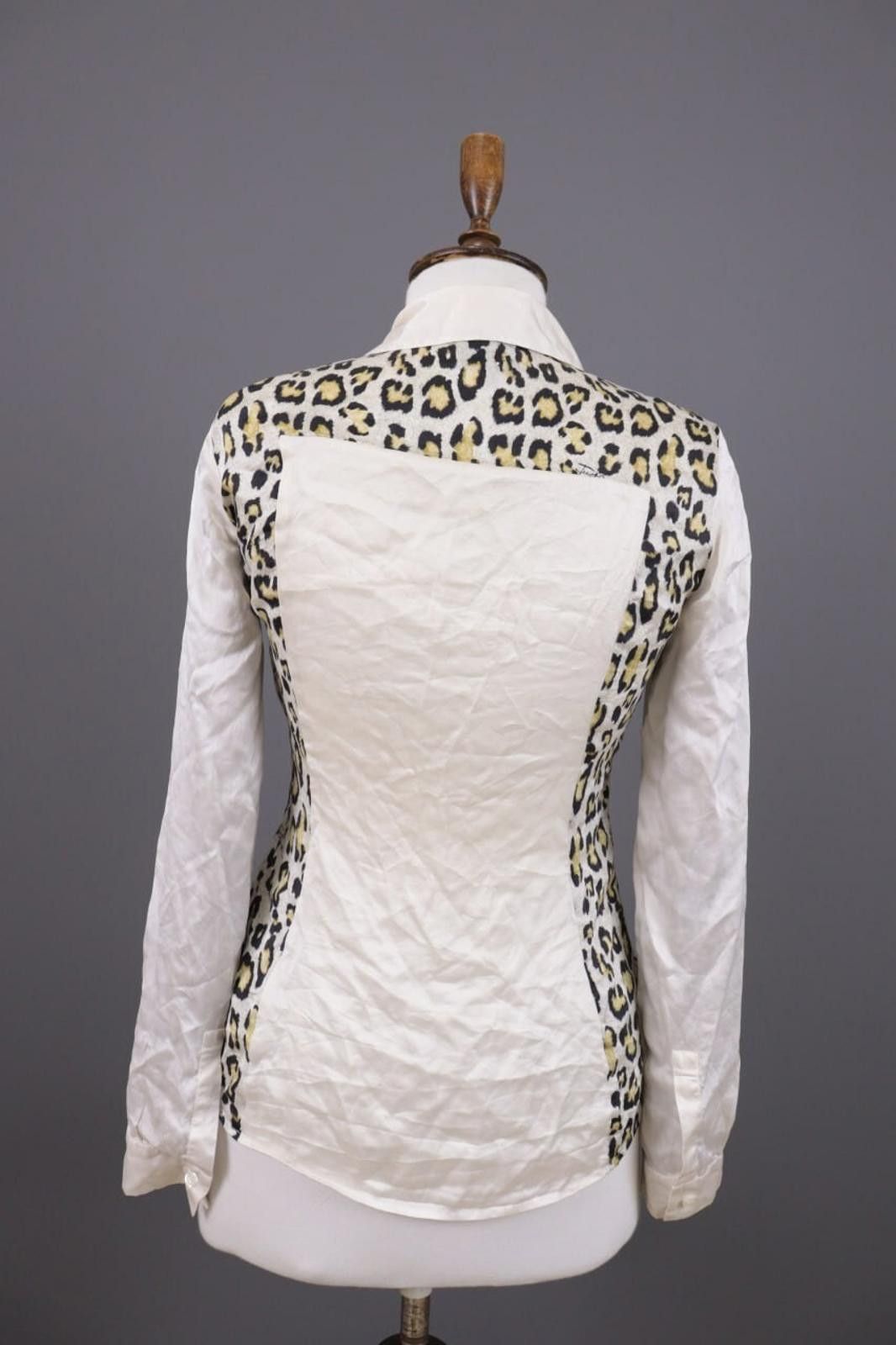 Just Cavalli Just Cavalli Beige Anumal Print Blouse Shirt Size 40 / M Size M / US 6-8 / IT 42-44 - 10 Thumbnail