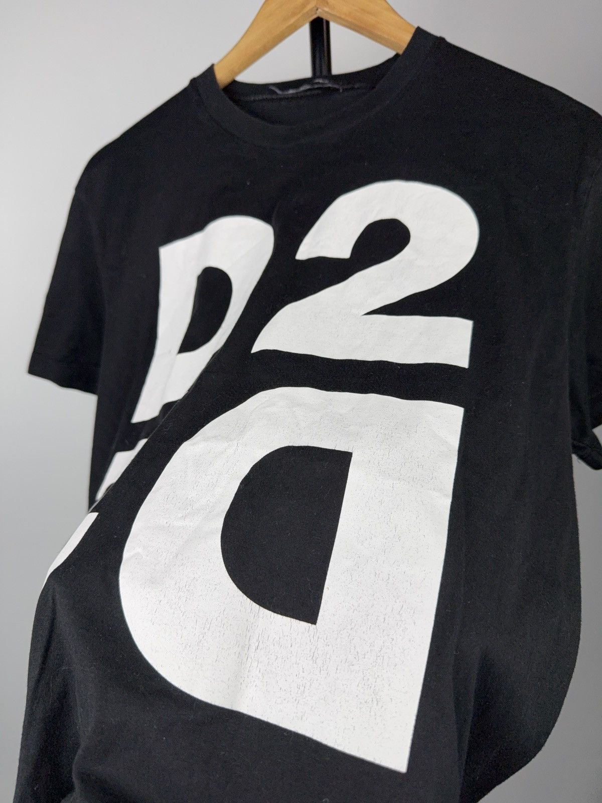 Dsquared2 Luxury 00s Dsquared2 Bold D2 Graphic Logo T-Shirt Black Size US M / EU 48-50 / 2 - 8 Thumbnail