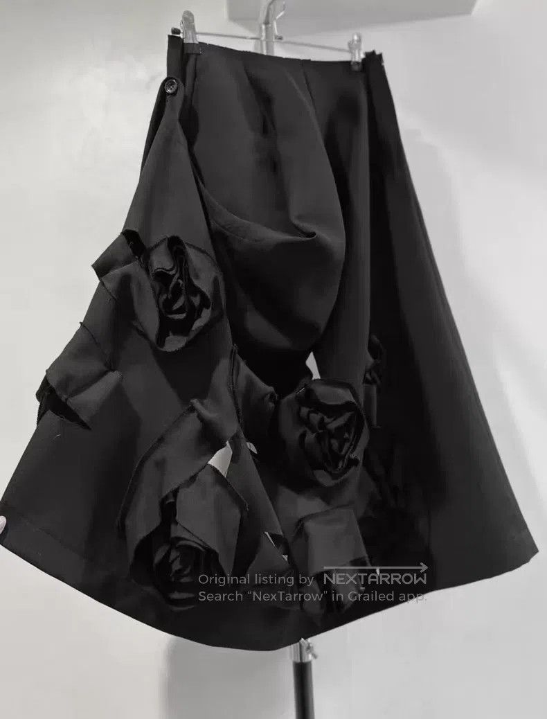 Comme des Garcons Comme des Garcons size S 3D Rose Print Skirt Size 23" - 4 Thumbnail
