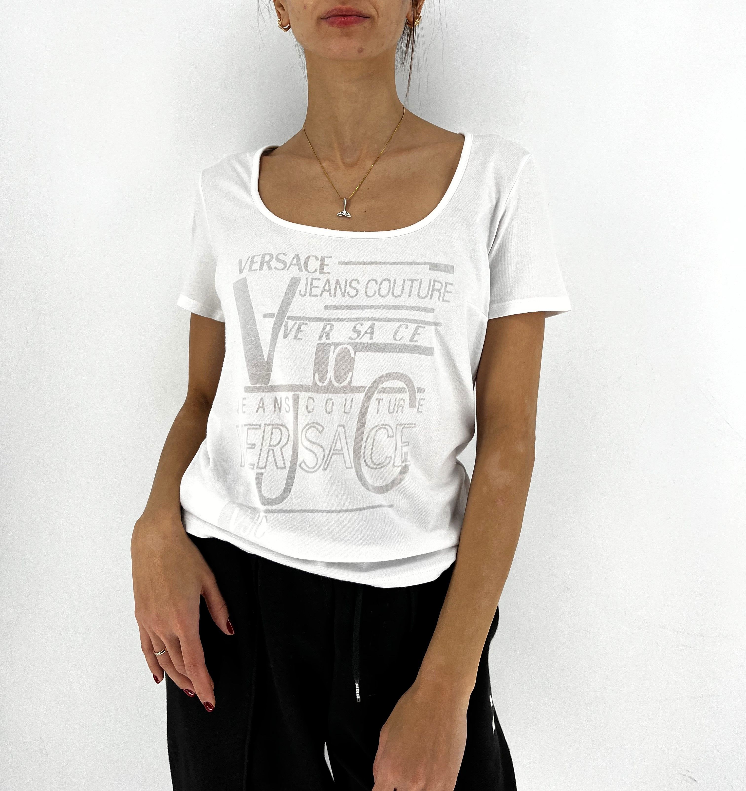Versace Gianni Versace Jeans medusa meduza tee shirt 90s OLD MONEY Size M / US 6-8 / IT 42-44 - 1 Thumbnail