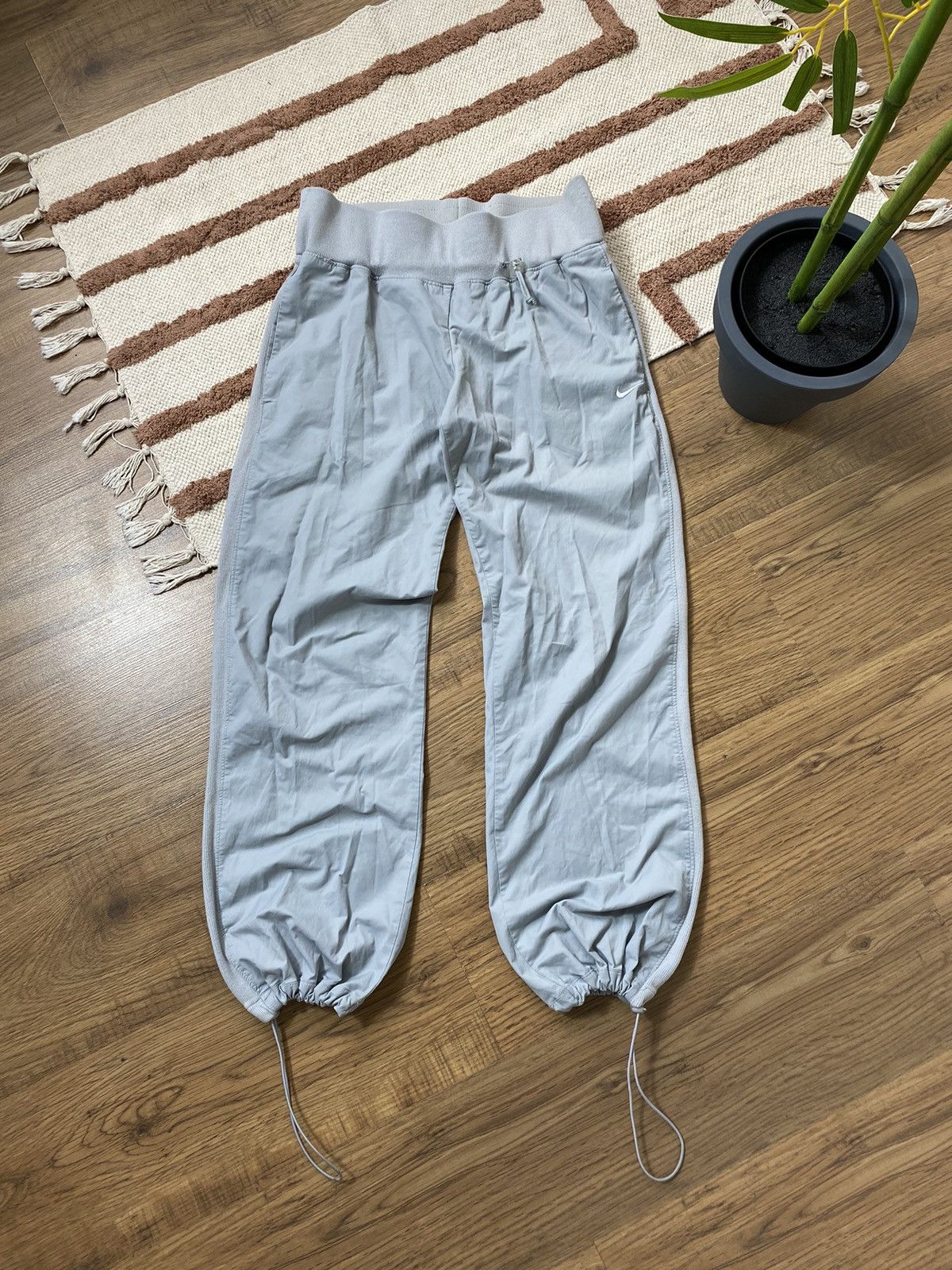 Nike VINTAGE NIKE NYLON DRAWSTRING PANTS Size 32" / US 10 / IT 46 - 2 Thumbnail