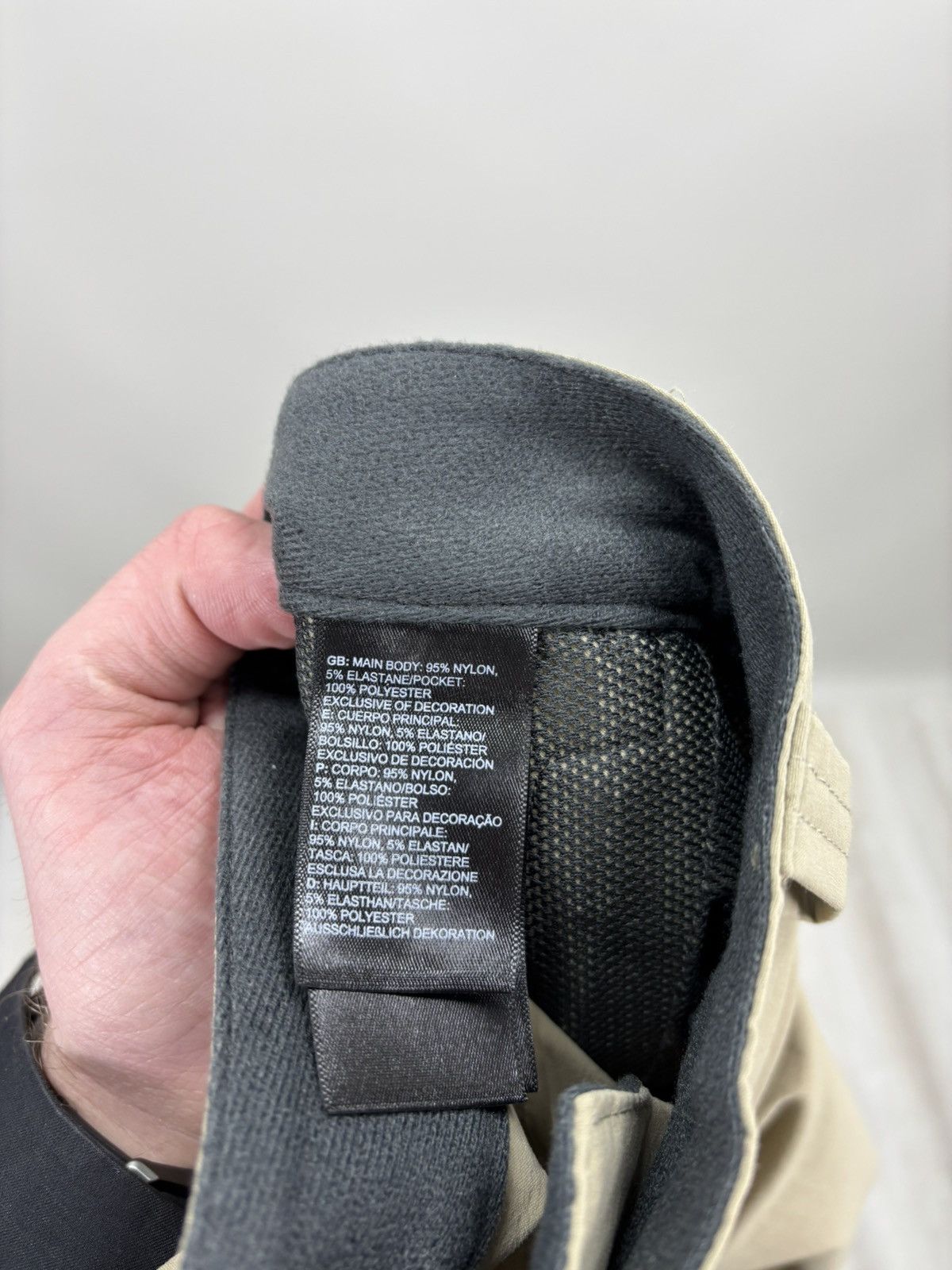 The North Face Mens shorts The North Face Size 30 Color Beige Size US 30 / EU 46 - 8 Thumbnail