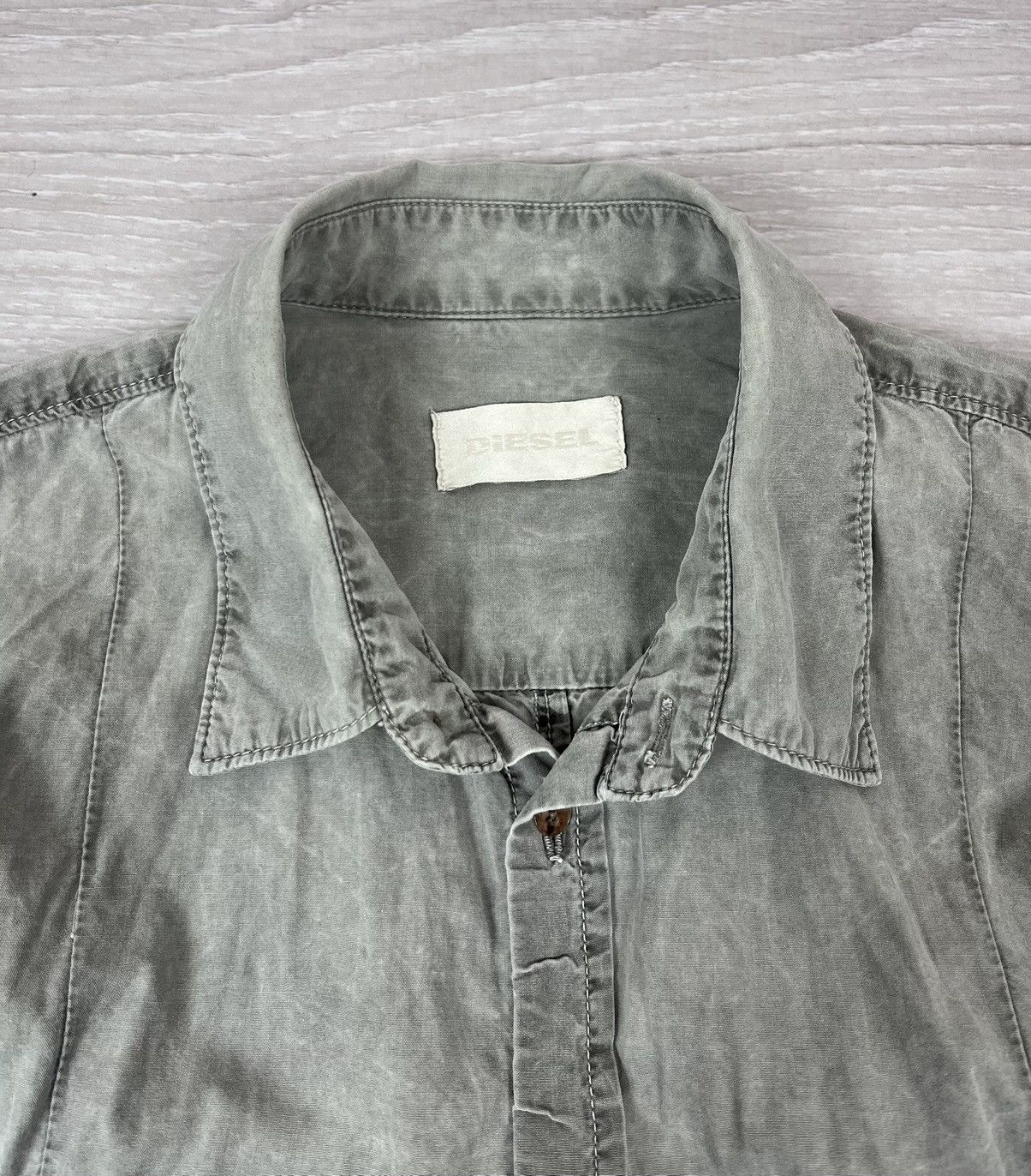 Diesel Diesel Vintage 00s Avante Garde Washed Dyed Button Shirt Size US L / EU 52-54 / 3 - 8 Thumbnail