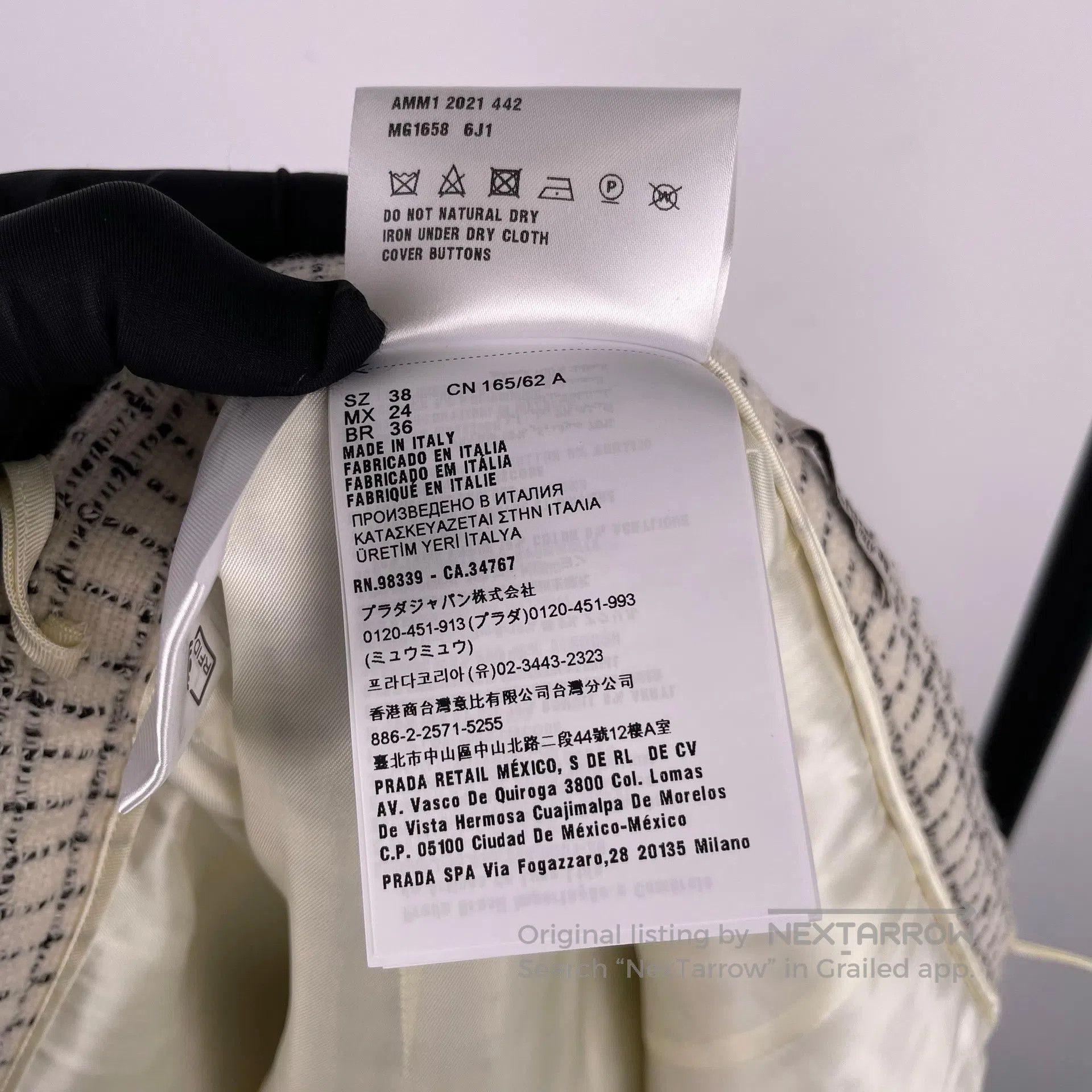 Miu Miu Miu Miu Ivory white tweed pearl button checkered short ski Size 37" - 7 Thumbnail