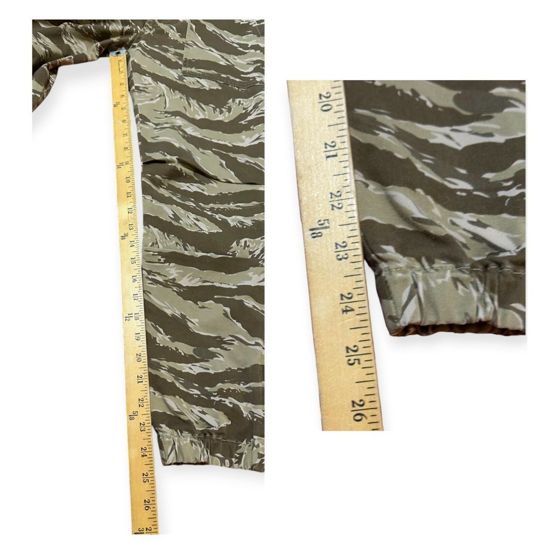 Nili Lotan Nili Lotan Cropped French Military Pant, Khaki Tiger Camo, S Size 28" / US 6 / IT 42 - 11 Thumbnail