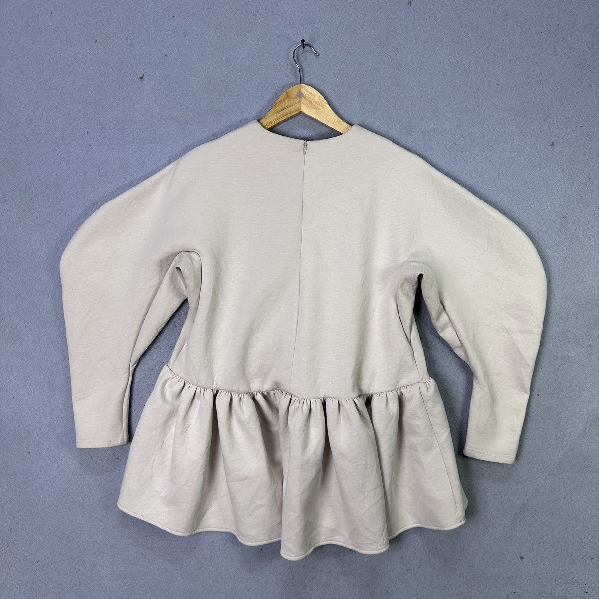 Japanese Brand TSURU by Mariko Oikawa Peplum Top Beige Japanese Designer Size M / US 6-8 / IT 42-44 - 4 Thumbnail