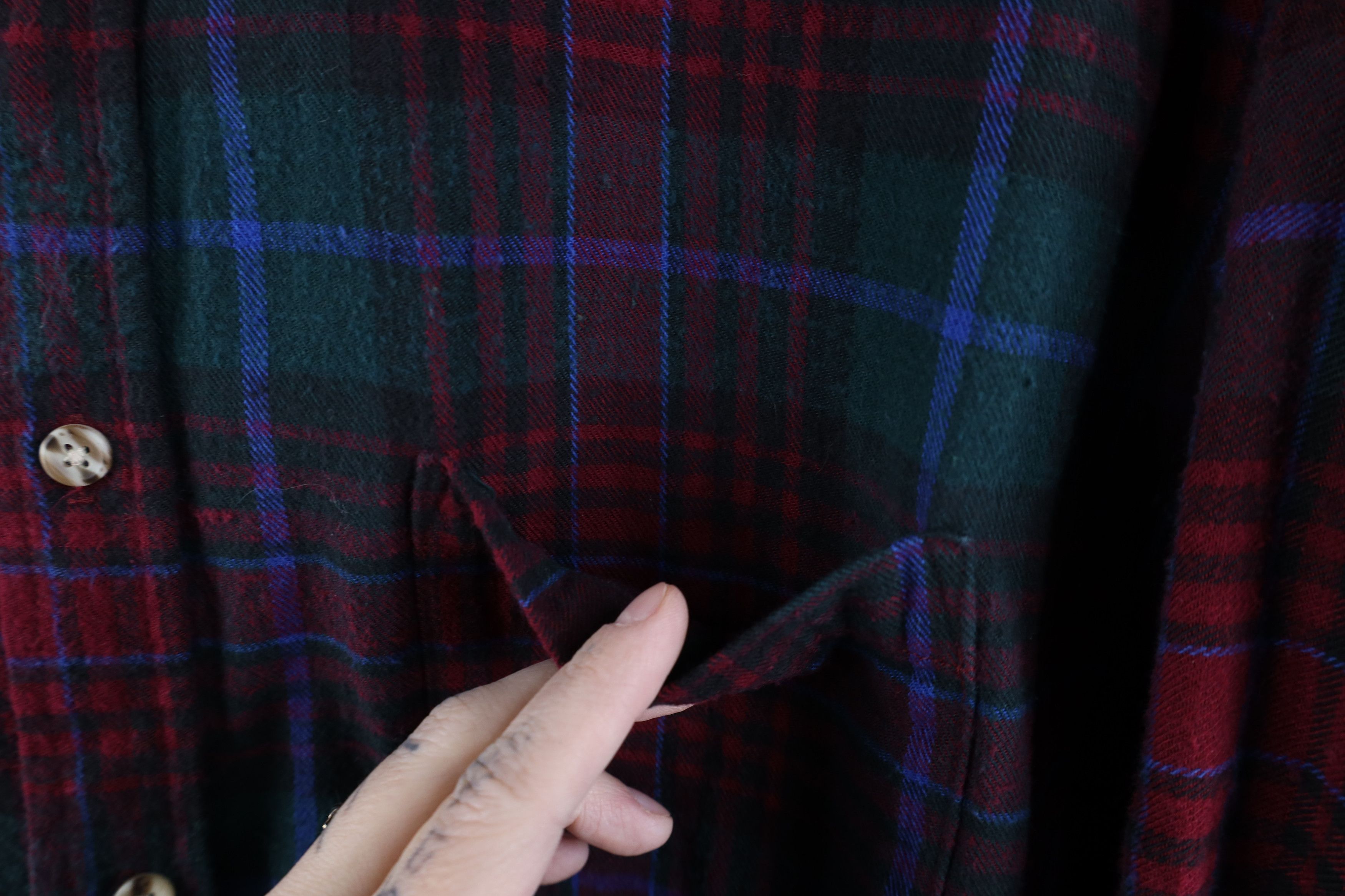 Vintage Vintage 90s Streetwear Heavyweight Collared Button Shirt Size US XL / EU 56 / 4 - 5 Thumbnail