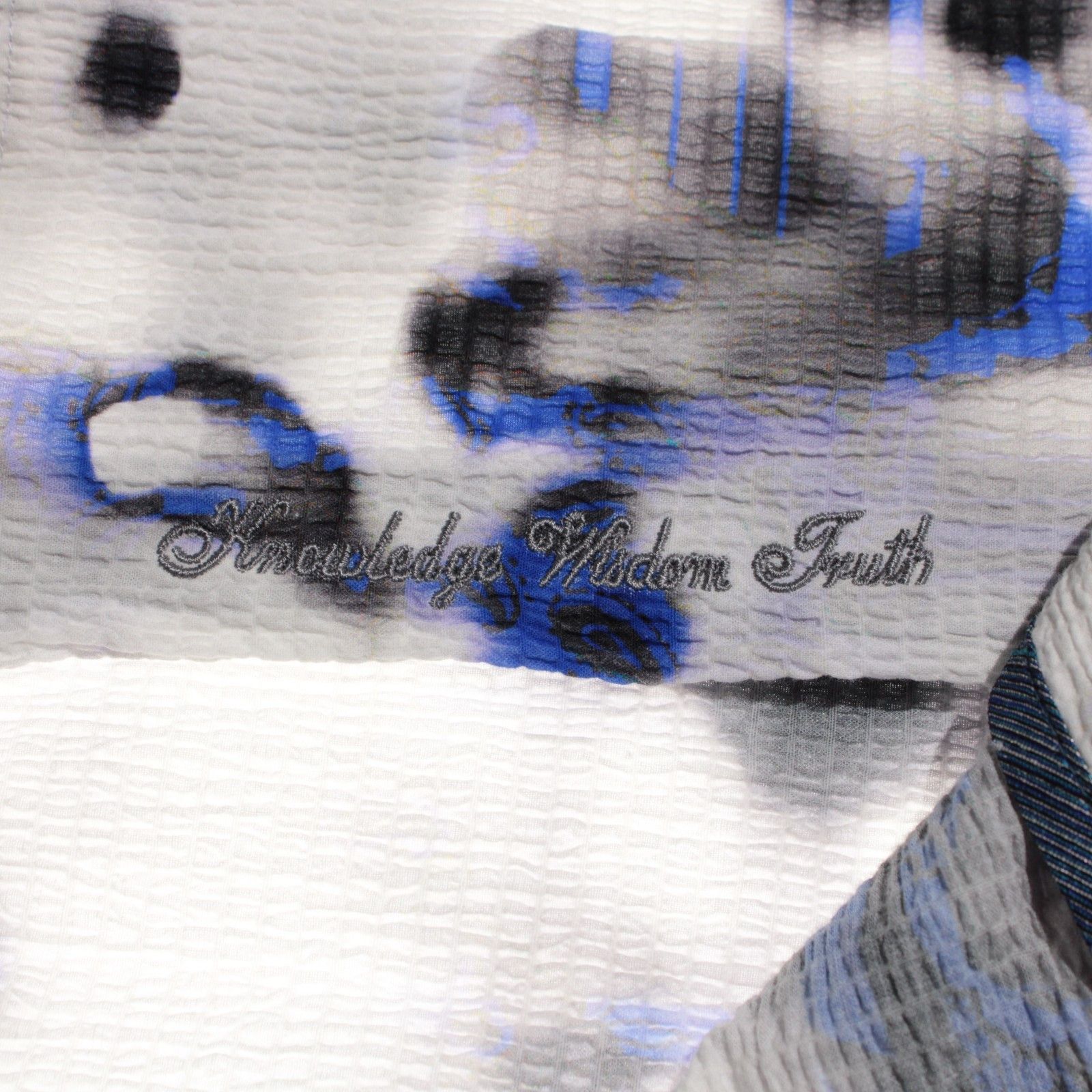 Robert Graham Robert Graham New with tags Shirt Size L US In White Size US L / EU 52-54 / 3 - 5 Thumbnail