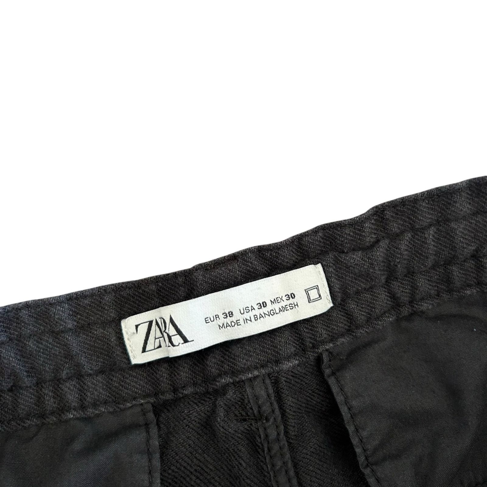 Zara Zara Black Cargo Type Pants Sz 30 Size 30" / US 8 / IT 44 - 2 Thumbnail