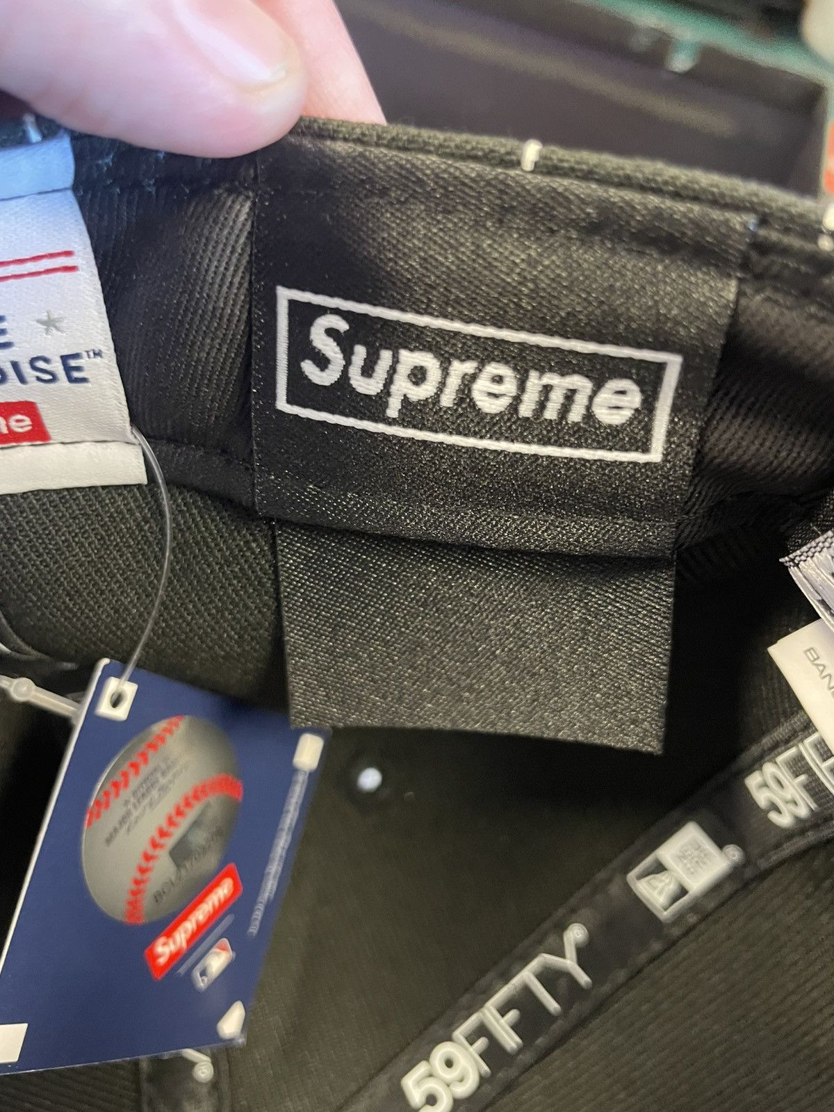 MLB × New Era × Supreme Supreme MLB Fitted Size ONE SIZE - 8 Thumbnail