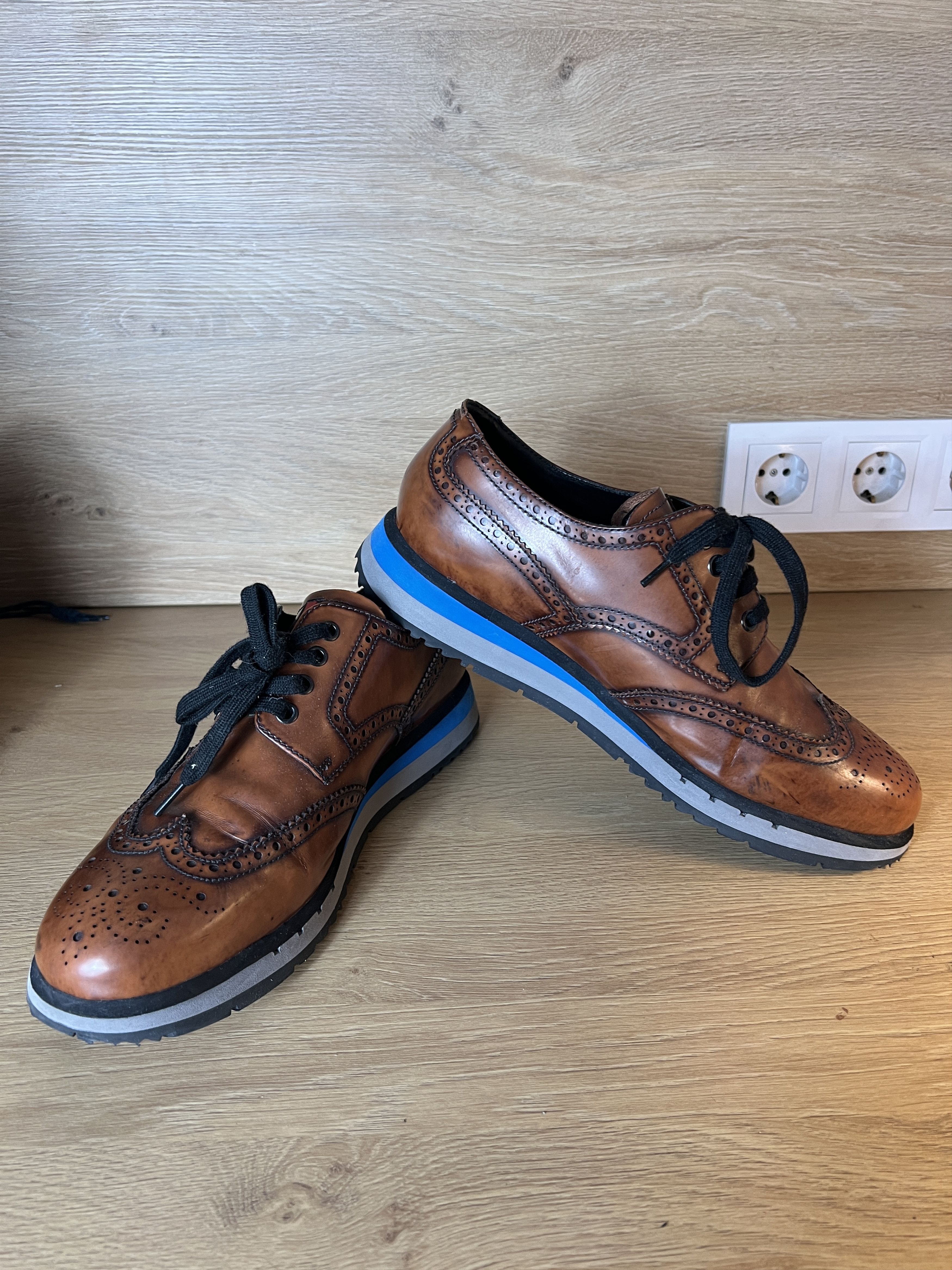 Prada prada brown wingtip lace up round toe leather brogue red tab Size US 9.5 / EU 42-43 - 5 Thumbnail