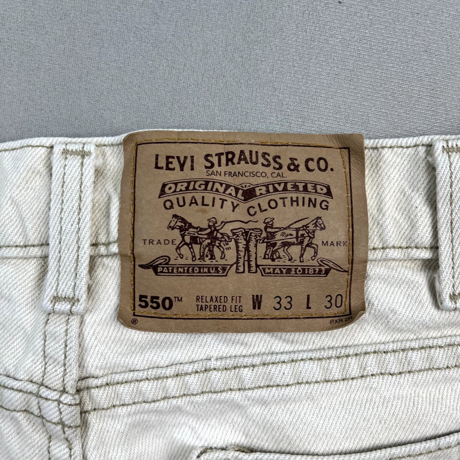 Levi's Vintage Levis 550 Jeans Mens Cream Denim Relaxed Fit Size US 32 / EU 48 - 3 Thumbnail
