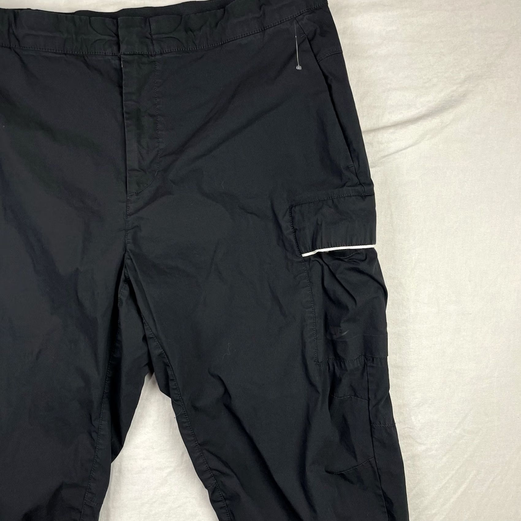 Nike Nike Pants Mens Large 38 Sportswear Black Essentials Woven Utility Cargo Pants Size US 38 / EU 54 - 3 Thumbnail