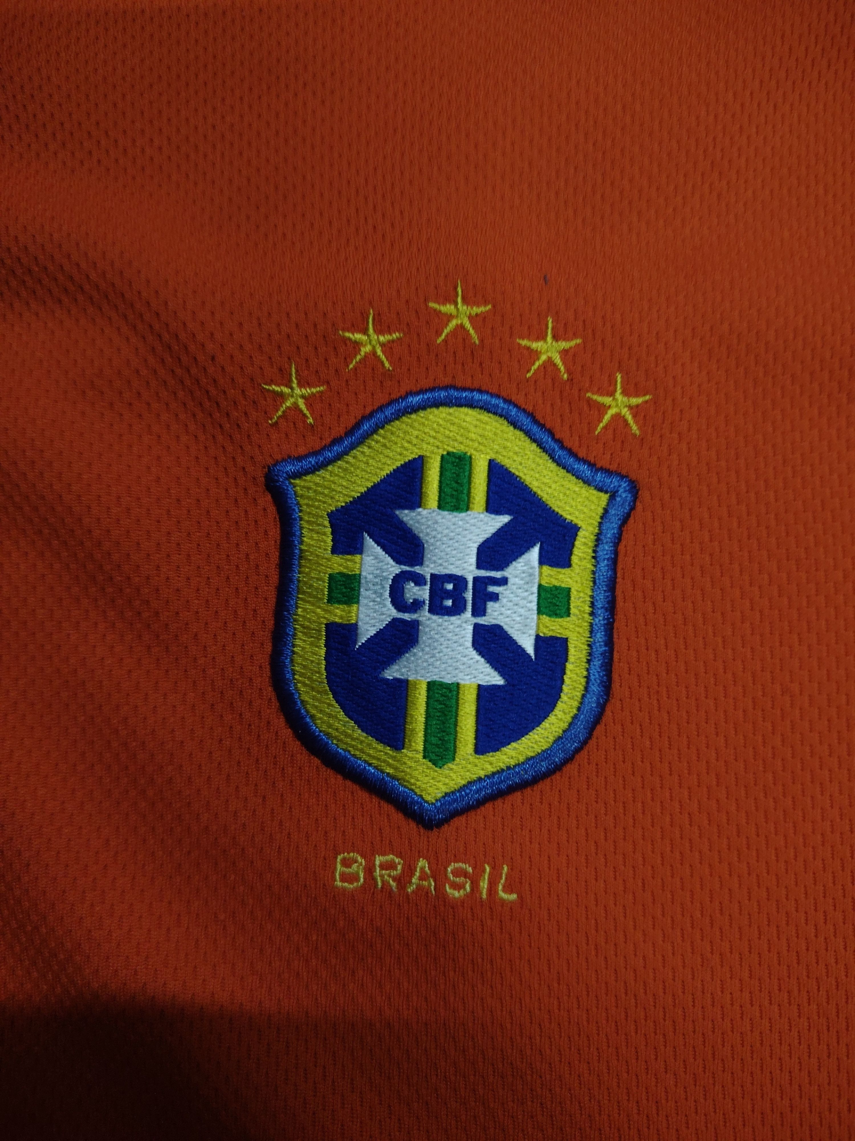 Nike × Vintage Vintage Brazil Goalkeeper jersey 2004 Size US M / EU 48-50 / 2 - 4 Thumbnail
