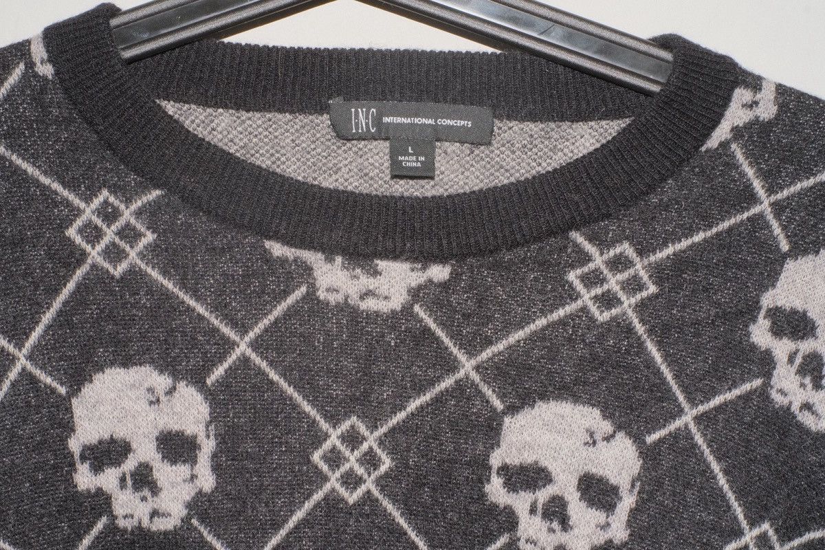 Vintage Gothic Skull Sweater Size US L / EU 52-54 / 3 - 2 Thumbnail