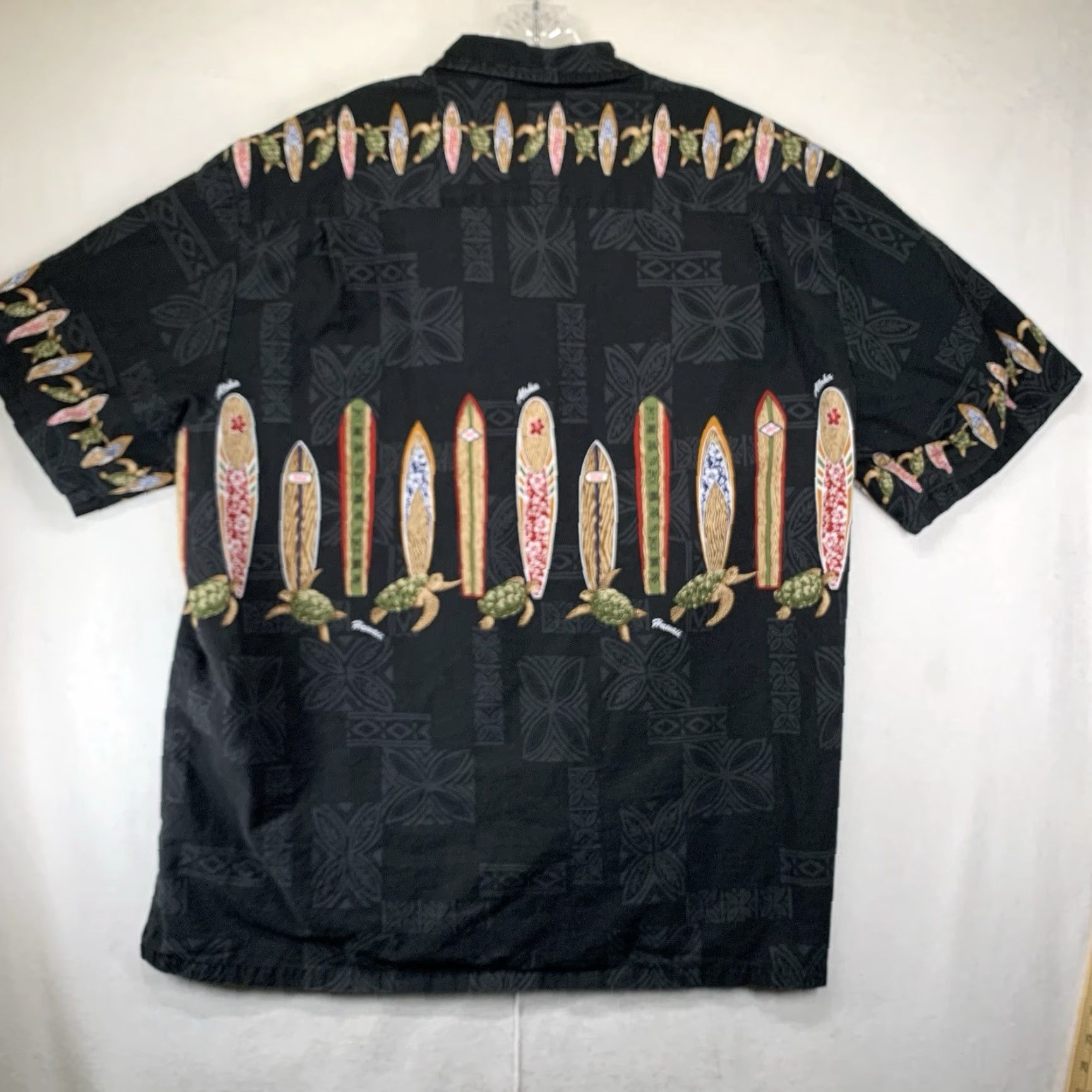 Vintage VINTAGE Royal Hawaiian Men’s Shirt 3XL Cotton Black Turtles Surf Board Beach Casual Summer Size US XXL / EU 58 / 5 - 2 Thumbnail