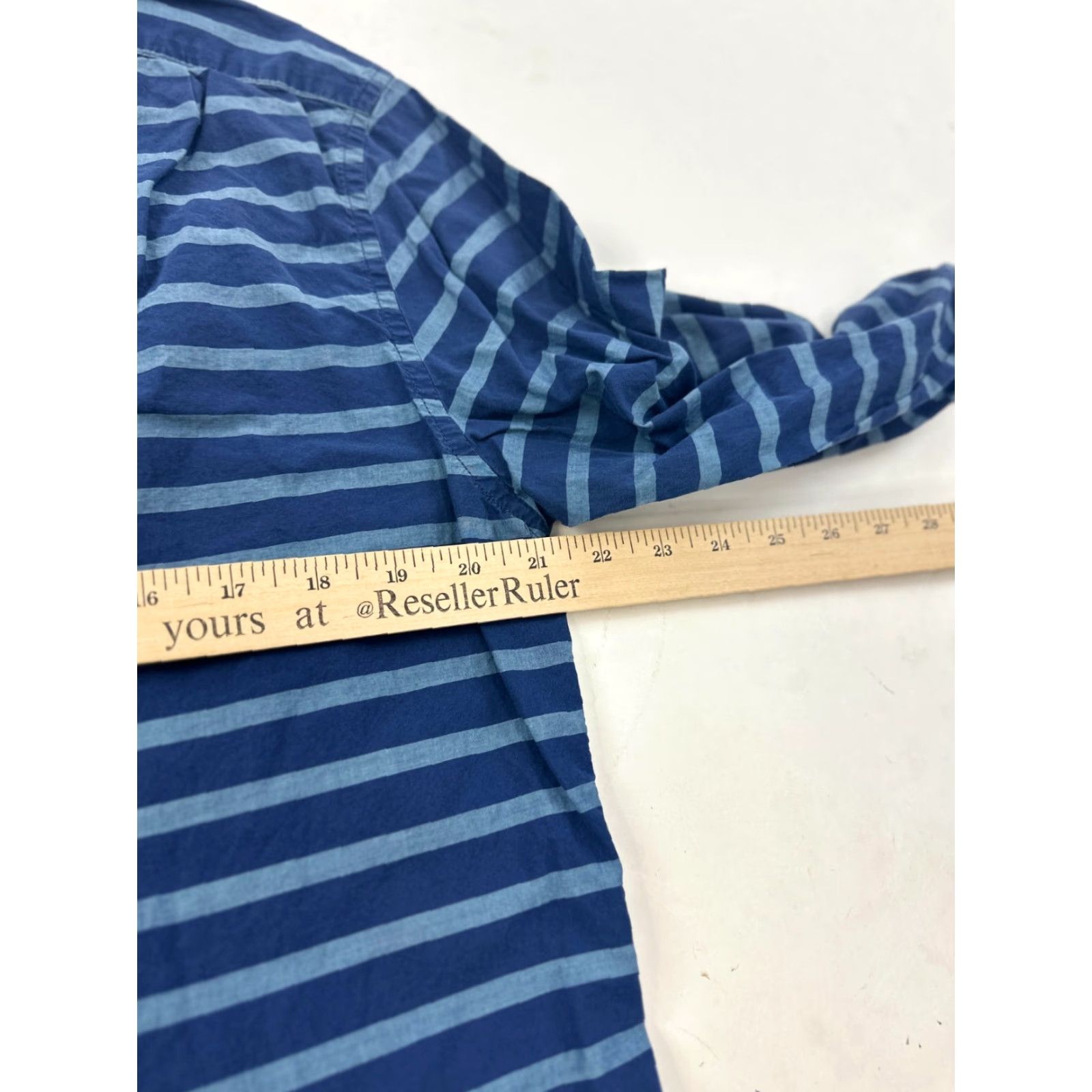 J.Crew J.Crew Shirt Mens Large Blue Gray Striped Slim Fit Lightweight Button Up Size US L / EU 52-54 / 3 - 7 Thumbnail