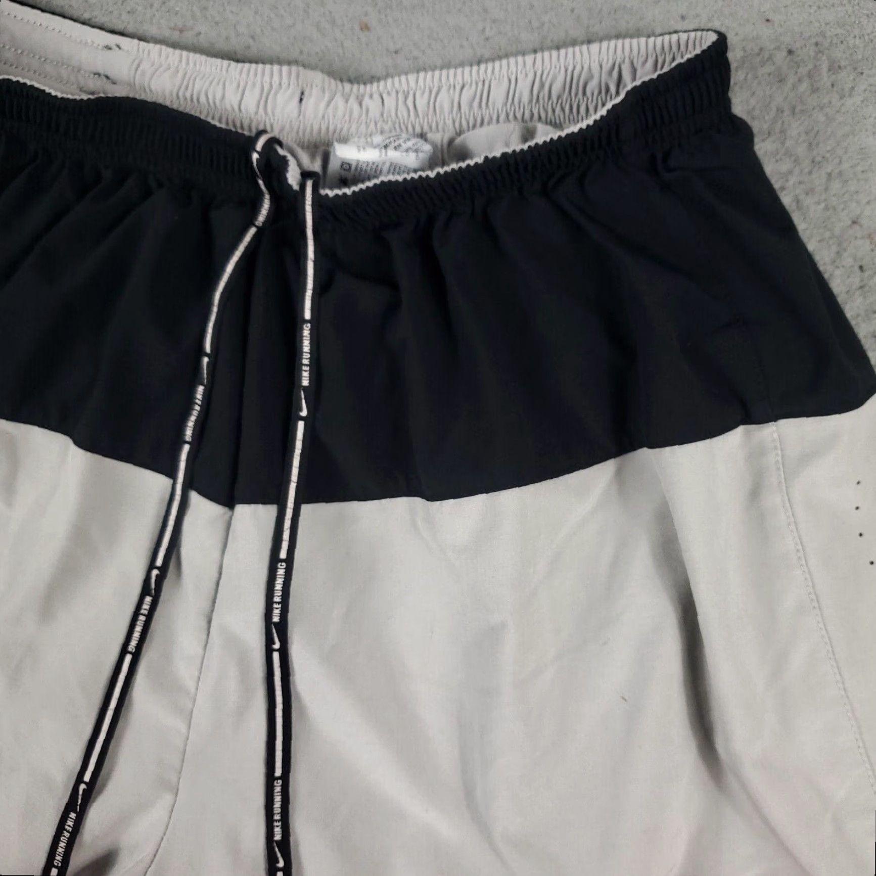 Nike NIKE Dri-Fit Shorts Womens Large Gray Colorblock Athletic Activewear Swoosh Size 36" / US 14 / IT 50 - 3 Thumbnail