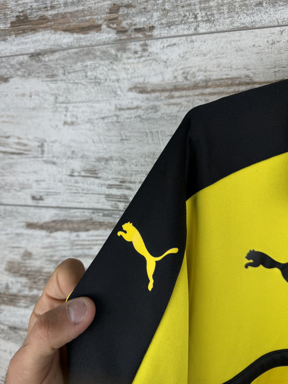 Puma Mens Vintage Puma Borussia Dortmund sweatshirt soccer jersey Size US M / EU 48-50 / 2 - 3 Thumbnail