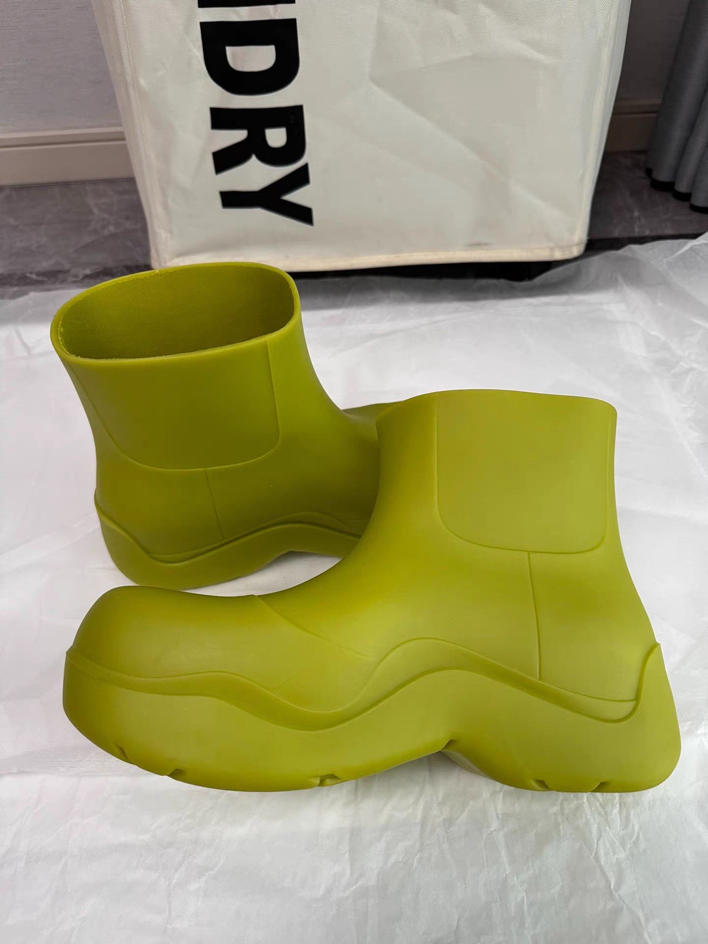 Bottega Veneta Bottega Veneta Puddle Rain Boots K6 Size US 7 / EU 40 - 6 Thumbnail