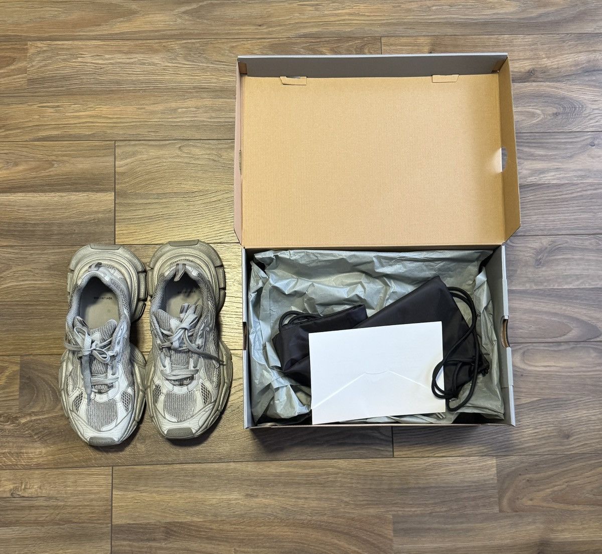 Balenciaga Balenciaga 3XL Grey Sneakers Size US 11 / EU 44 - 3 Thumbnail