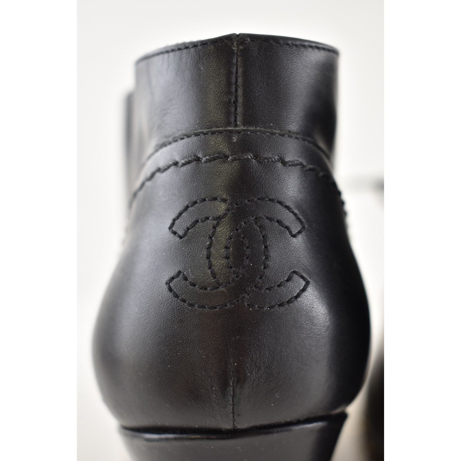 Chanel Chanel Black Leather Chain CC Lace Up Ankle Wedge Boot 38.5 Size US 8.5 / IT 38.5 - 18 Thumbnail