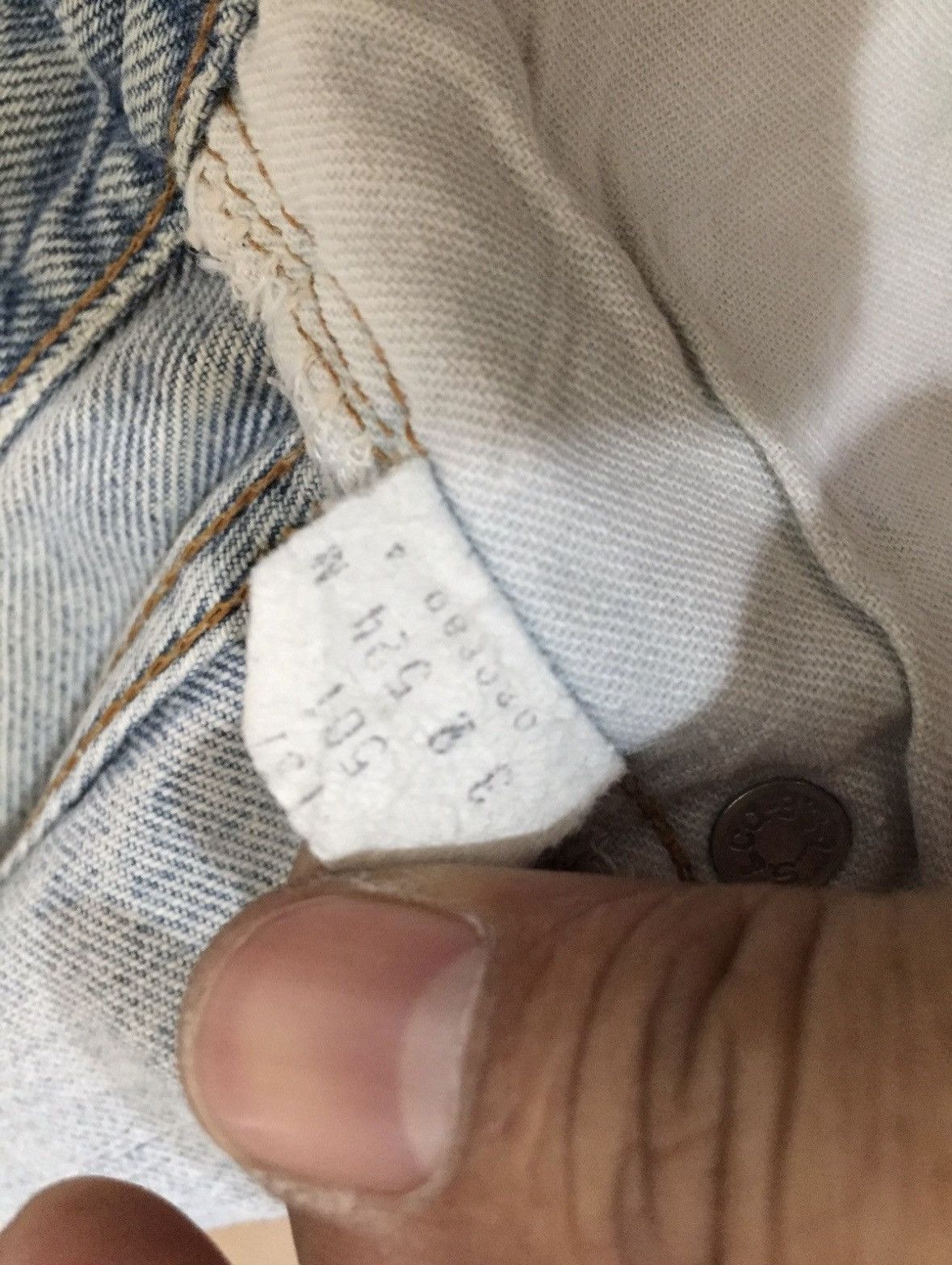 Levi's 1980's 501 Redline Selvedge Size US 31 - 16 Thumbnail