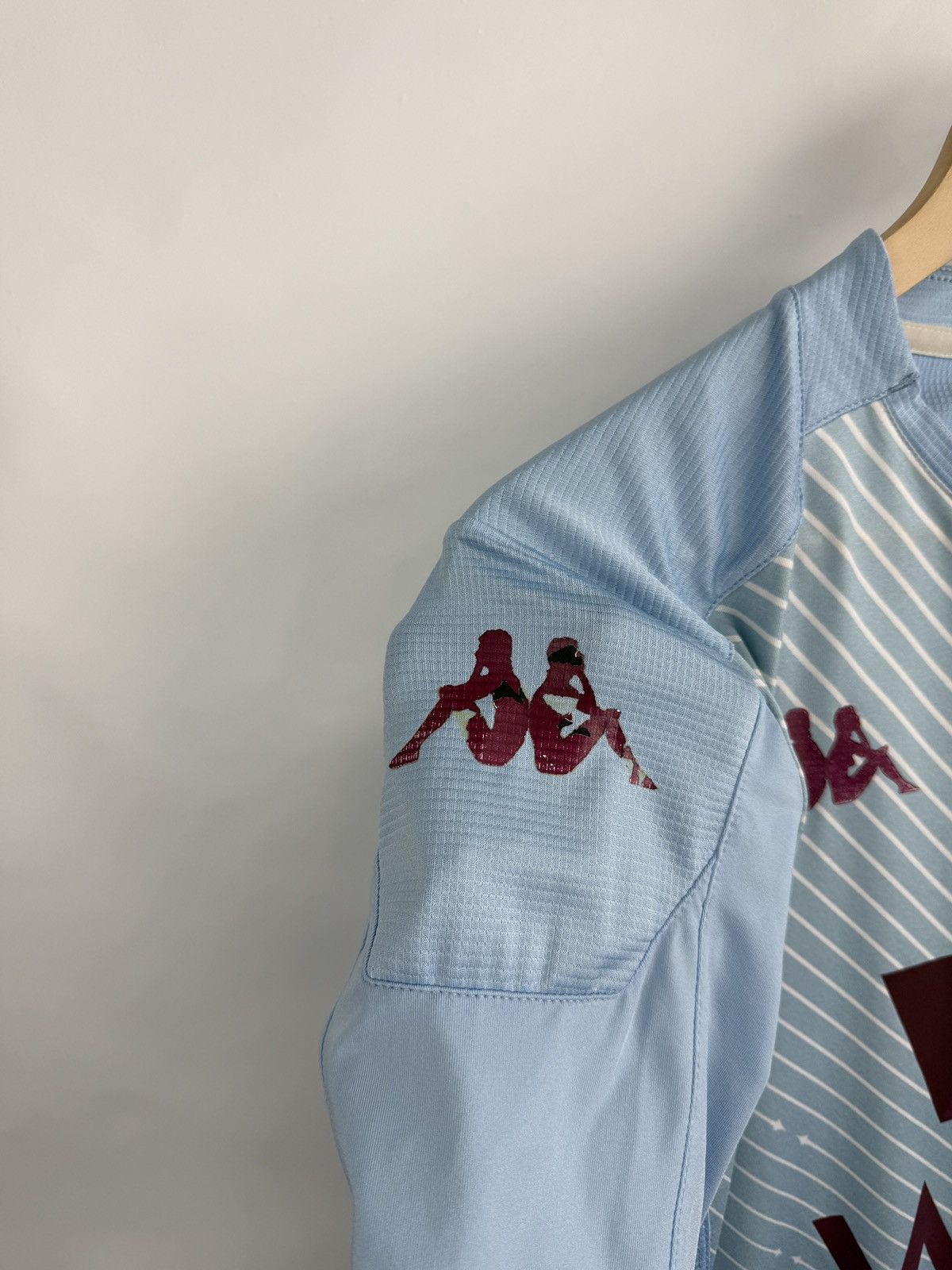 Kappa 🏴󠁧󠁢󠁥󠁮󠁧󠁿 19/20 Kappa FC Aston Villa Soccer Away Kit Jersey W88 Rare Size US L / EU 52-54 / 3 - 5 Thumbnail