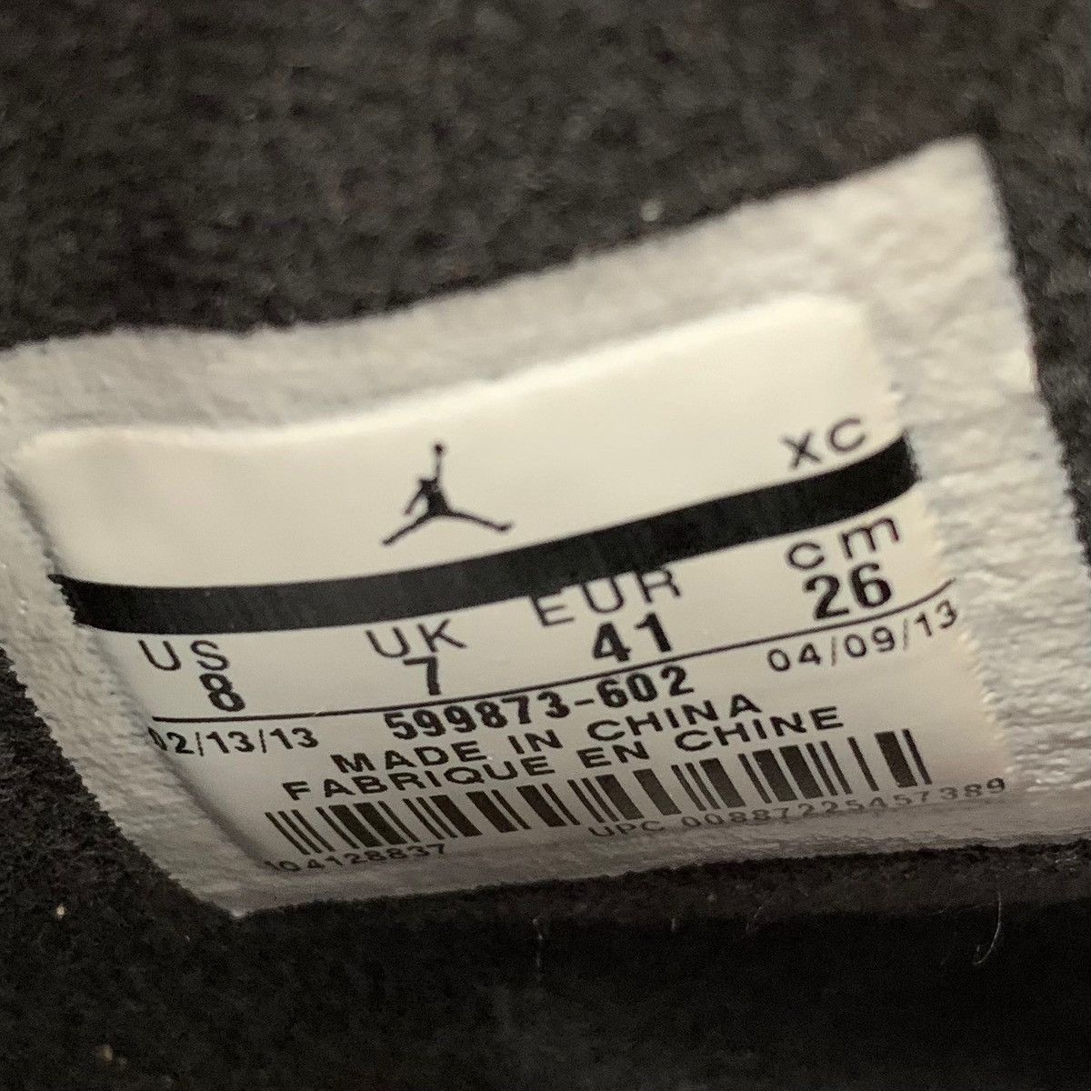 Jordan Brand Air Jordan 1 Retro ‘89 Toro Fire Red Black Grey 2013 Sneaker Size US 8 / EU 41 - 7 Thumbnail