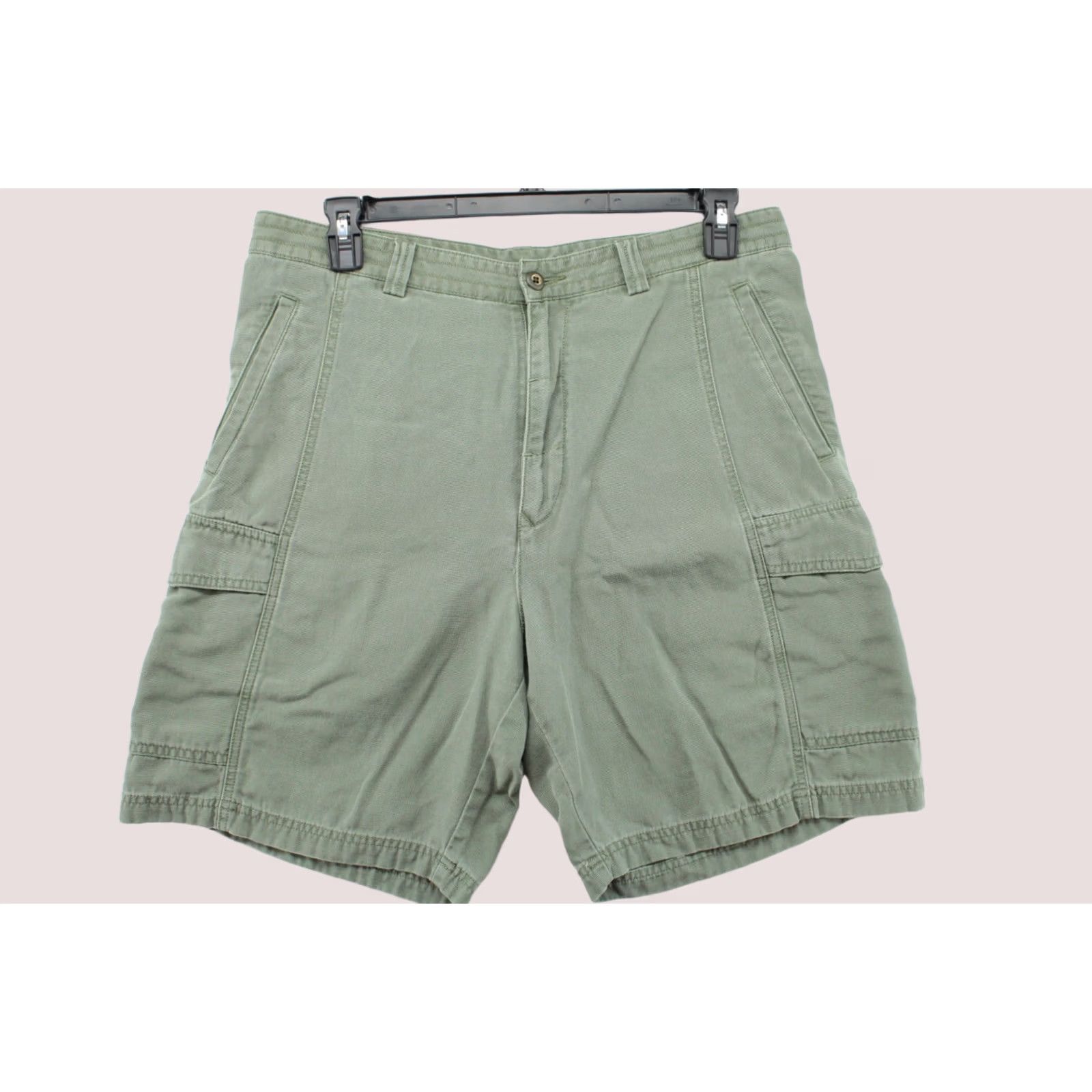 Tommy Bahama VINTAGE Tommy Bahama Cargo Shorts Mens 36 Green Relaxed Cotton Canvas 13 Inseam Pockets Cargo Beach Preppy 90s Mens Size US 36 / EU 52 - 1 Thumbnail