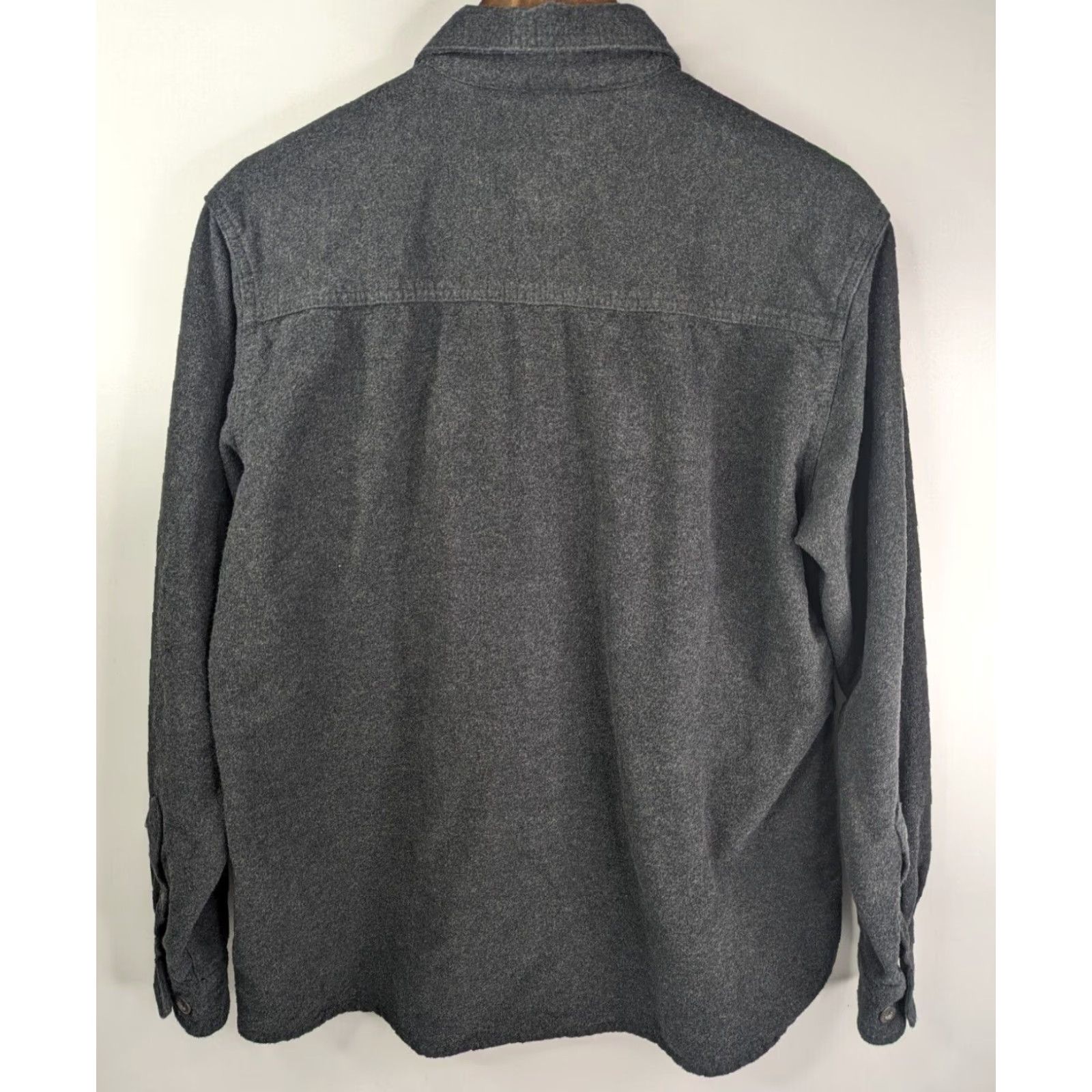 Vintage Grizzly Mountain Flannel Shirt Men’s Size Large Gray Brushed Outdoor Long Sleeve Button-Up Shirt Size US L / EU 52-54 / 3 - 4 Thumbnail