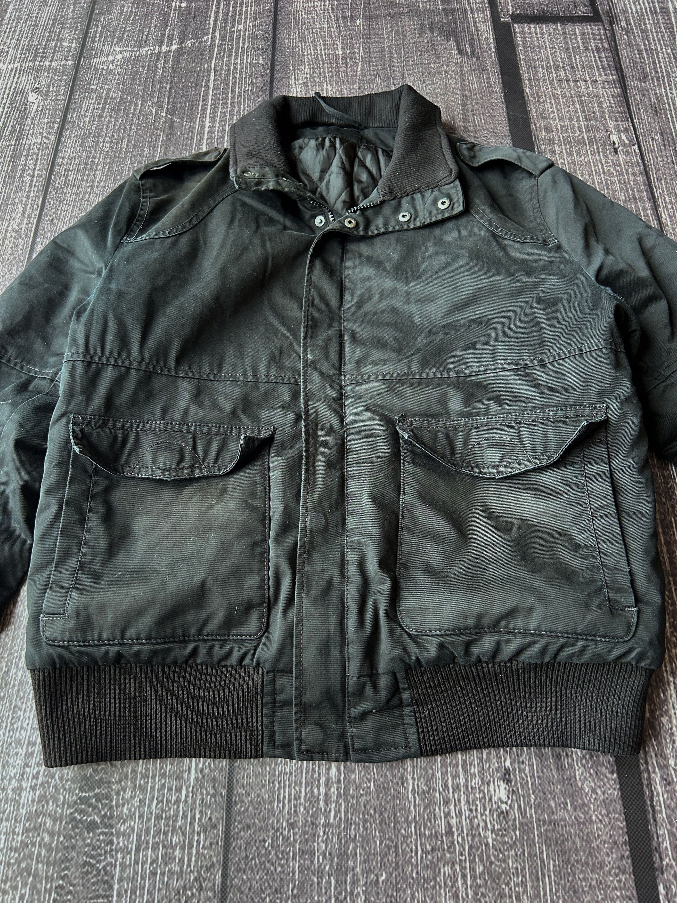 Vintage Vintage Black Bomber Jacket Cropped Fit Y2K Streetwear Style Size US M / EU 48-50 / 2 - 3 Thumbnail
