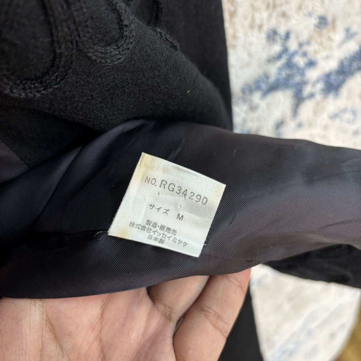 Issey Miyake ISSEY MIYAKI I.S Embroidered Pattern Wool Jacket Size US M / EU 48-50 / 2 - 9 Thumbnail
