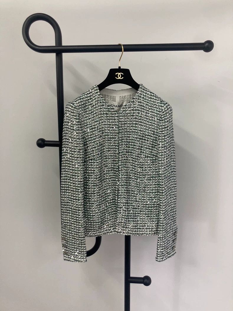 Chanel Chanel 23P Green Silver Sequin Jacket - dmc Size US M / EU 48-50 / 2 - 1 Thumbnail