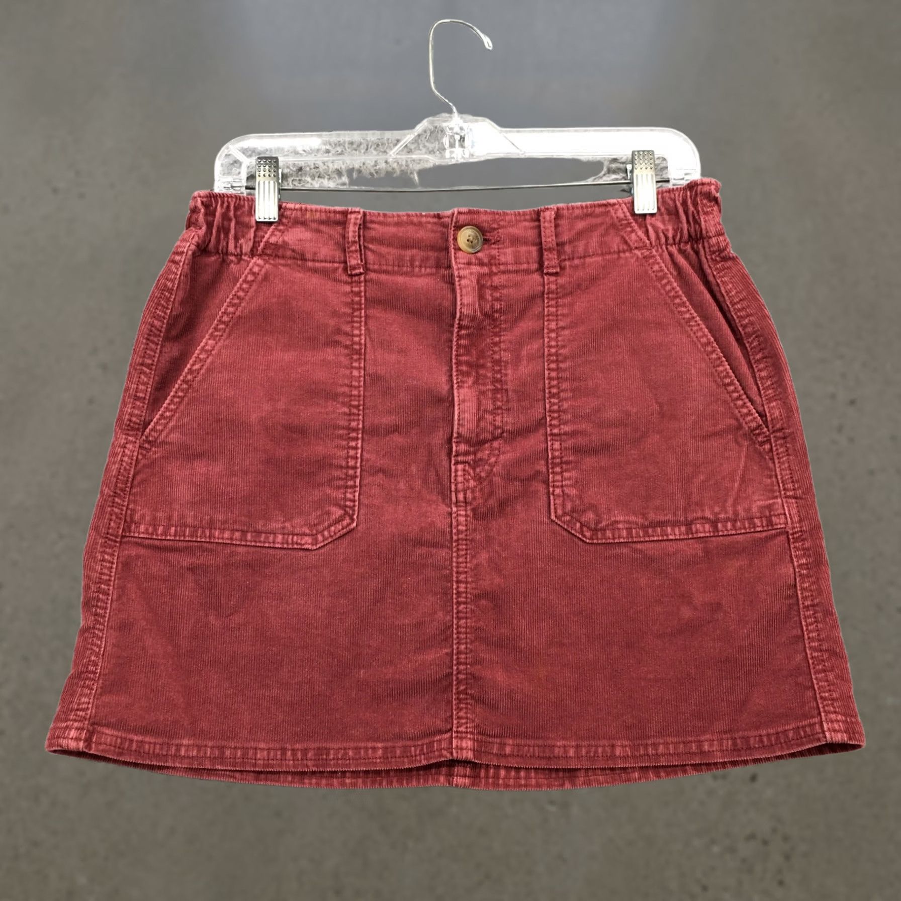 American Eagle Outfitters American Eagle Outfitters Skirt Womens 8R A-Line Corduroy Burgundy Zip Fly Short Moisture? Size 30" / US 8 / IT 44 - 1 Thumbnail