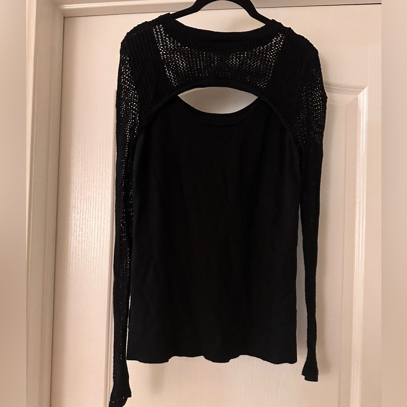 Other Torrid mesh overlay ribbed knit black top size 1 Size XL / US 12-14 / IT 48-50 - 3 Thumbnail