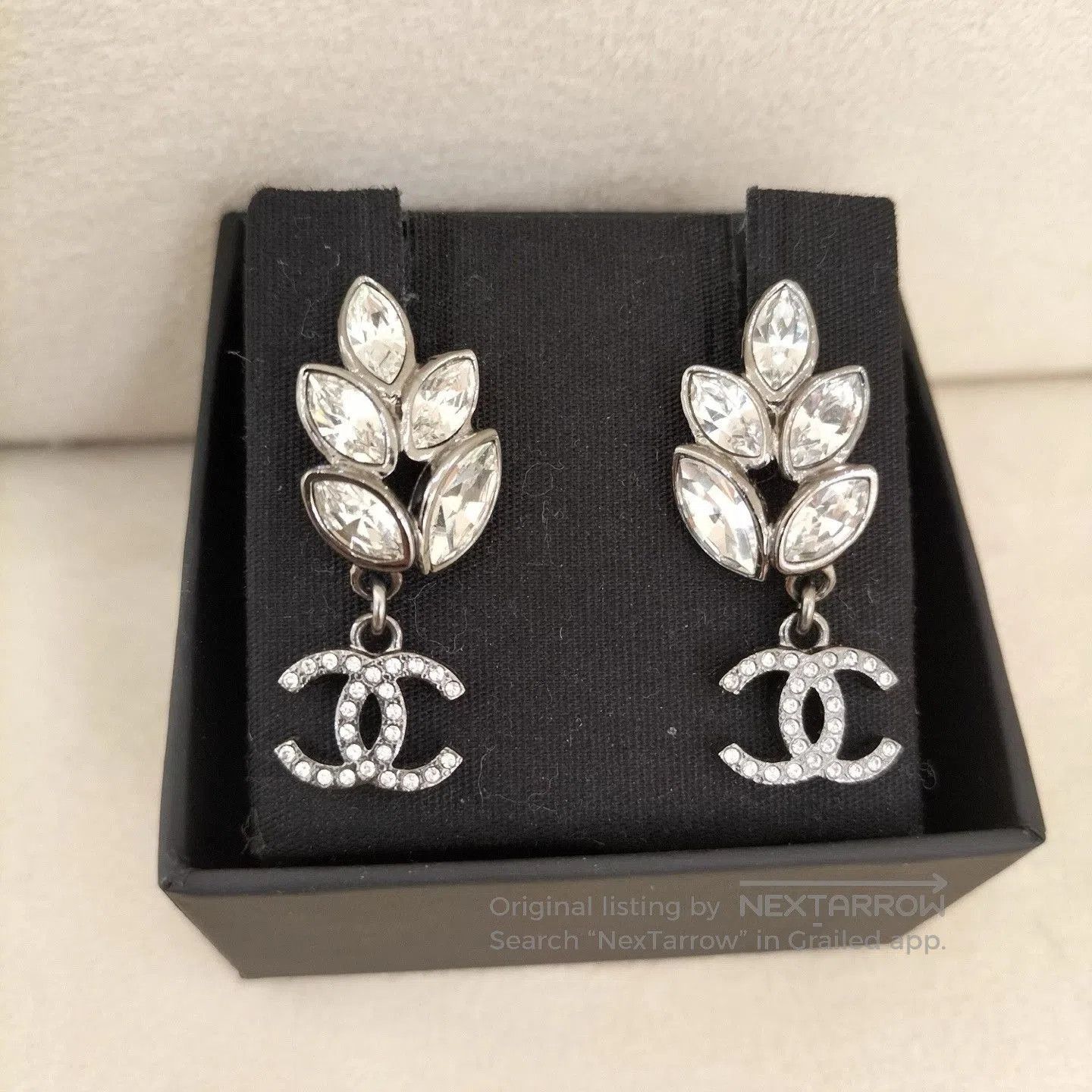Chanel Chanel 22k Wheat Crystal Double C Earrings. Size ONE SIZE - 1 Thumbnail