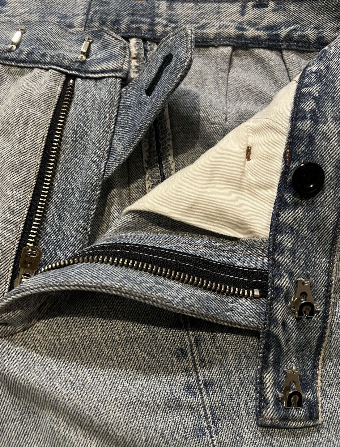 Takahiromiyashita The Soloist. TAKAHIROMIYASHITA TheSoloist SS18 Reconstructed Denim Size US 32 / EU 48 - 5 Thumbnail