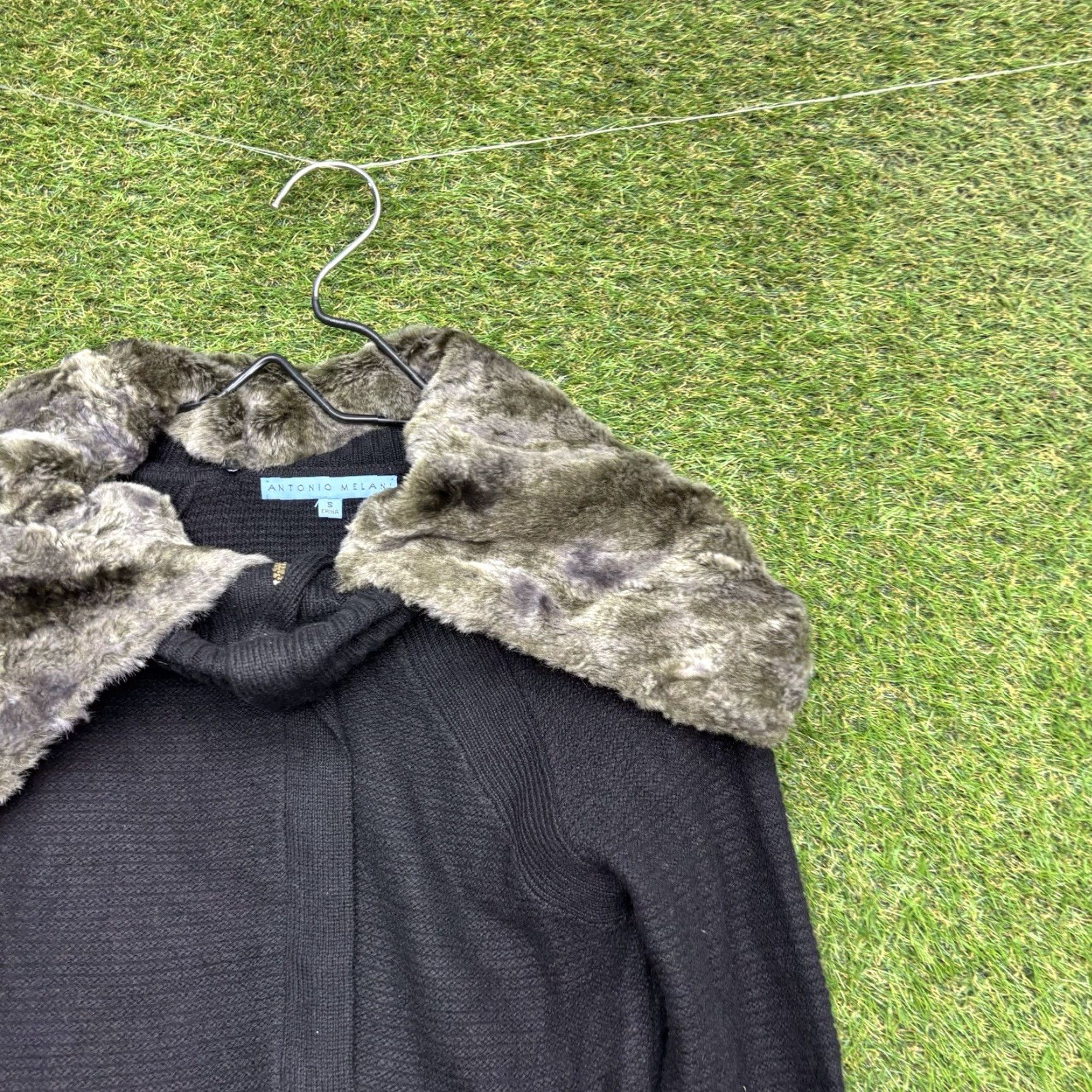 Vintage Antonio Melani Cardigan Womens S Black Cashmere Fur Trim Zip NWT Sweater Size S / US 4 / IT 40 - 2 Thumbnail