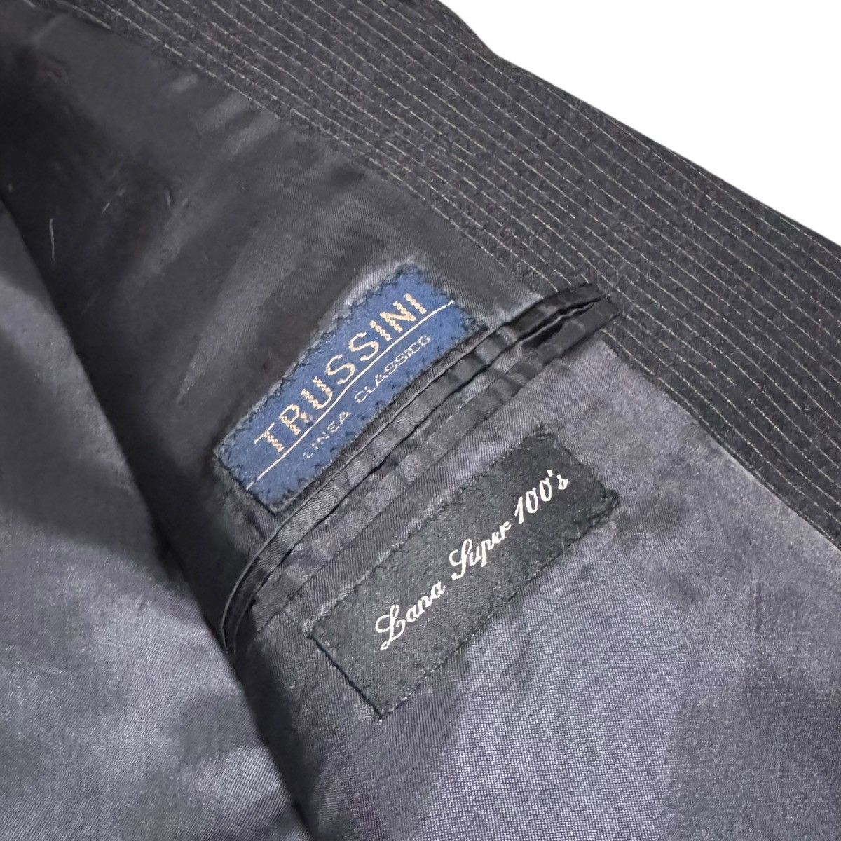 Trussini Trussini Pinstripe Suit Italy 46 Jacket 36x30 Pants Wool Size 46R - 8 Thumbnail